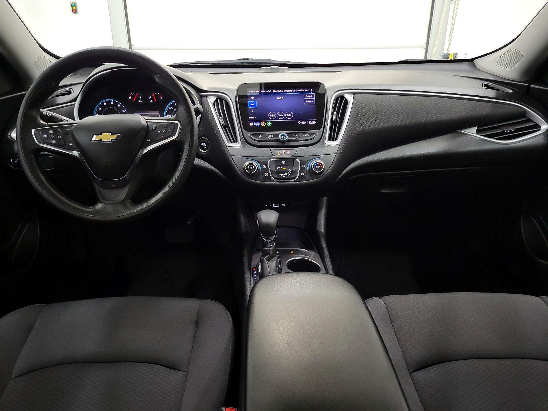 Thumbnail: 2024 Chevrolet Malibu - 9