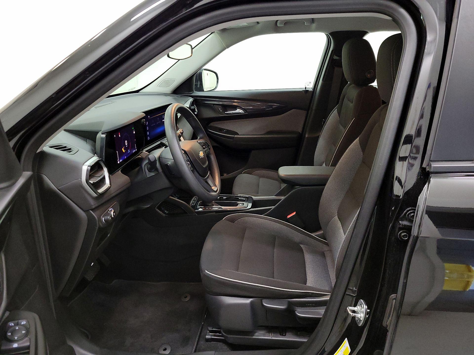 Thumbnail: 2024 Chevrolet TrailBlazer - 11