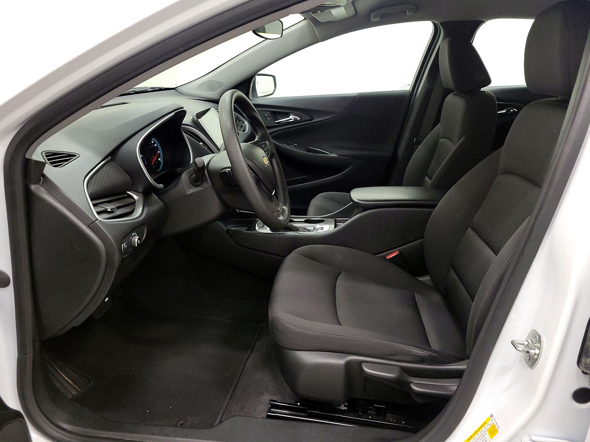 Thumbnail: 2024 Chevrolet Malibu - 11