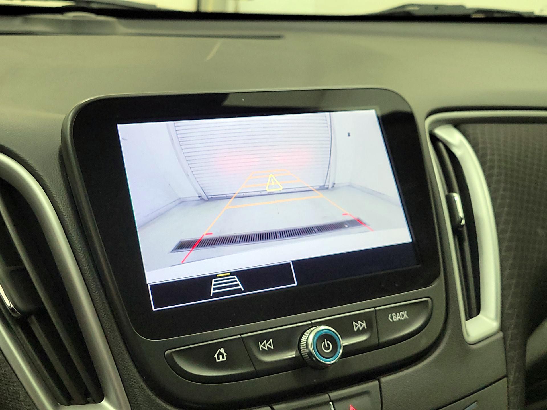 Thumbnail: 2024 Chevrolet Malibu - 14