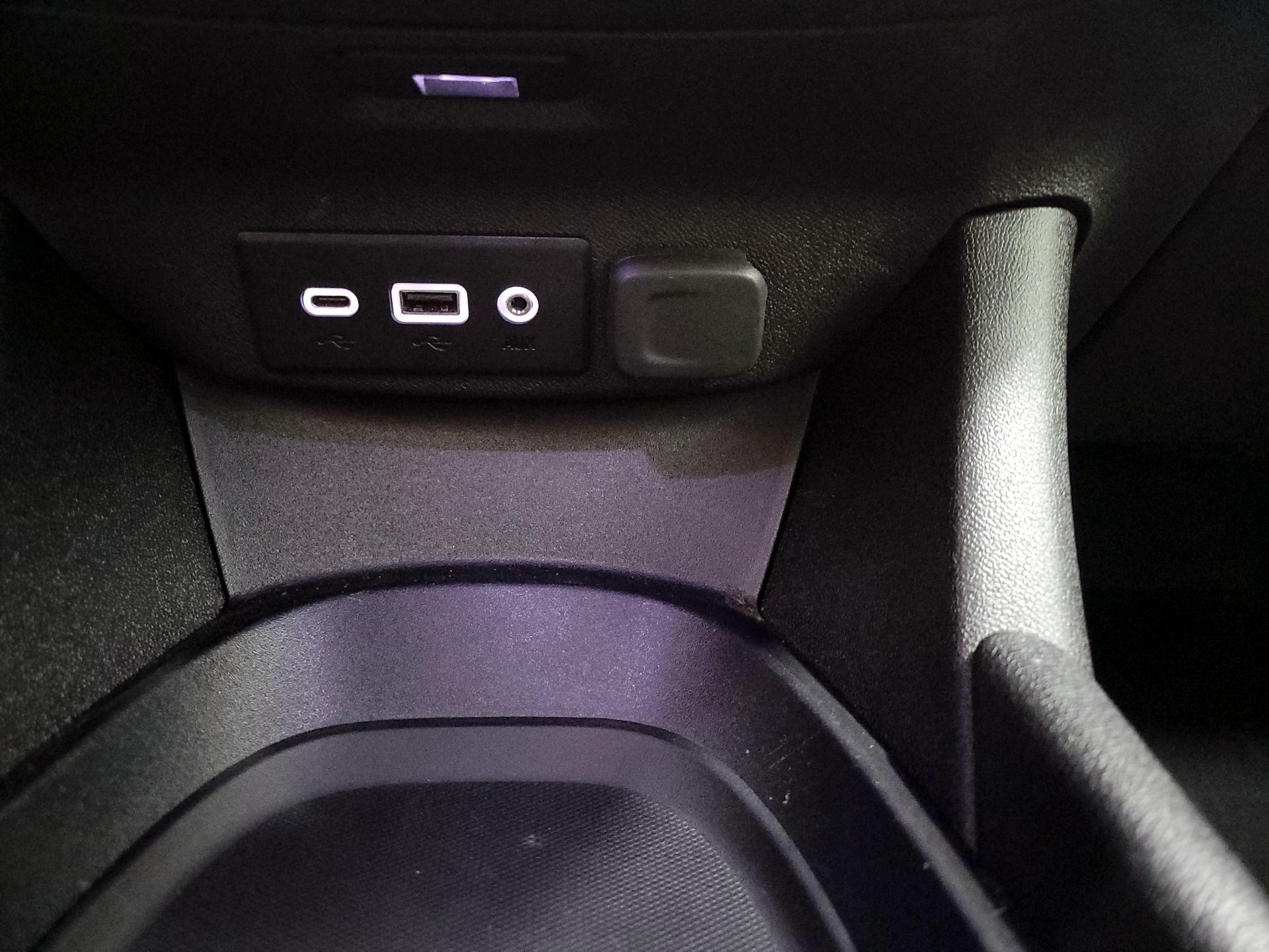 Thumbnail: 2024 Chevrolet Malibu - 18