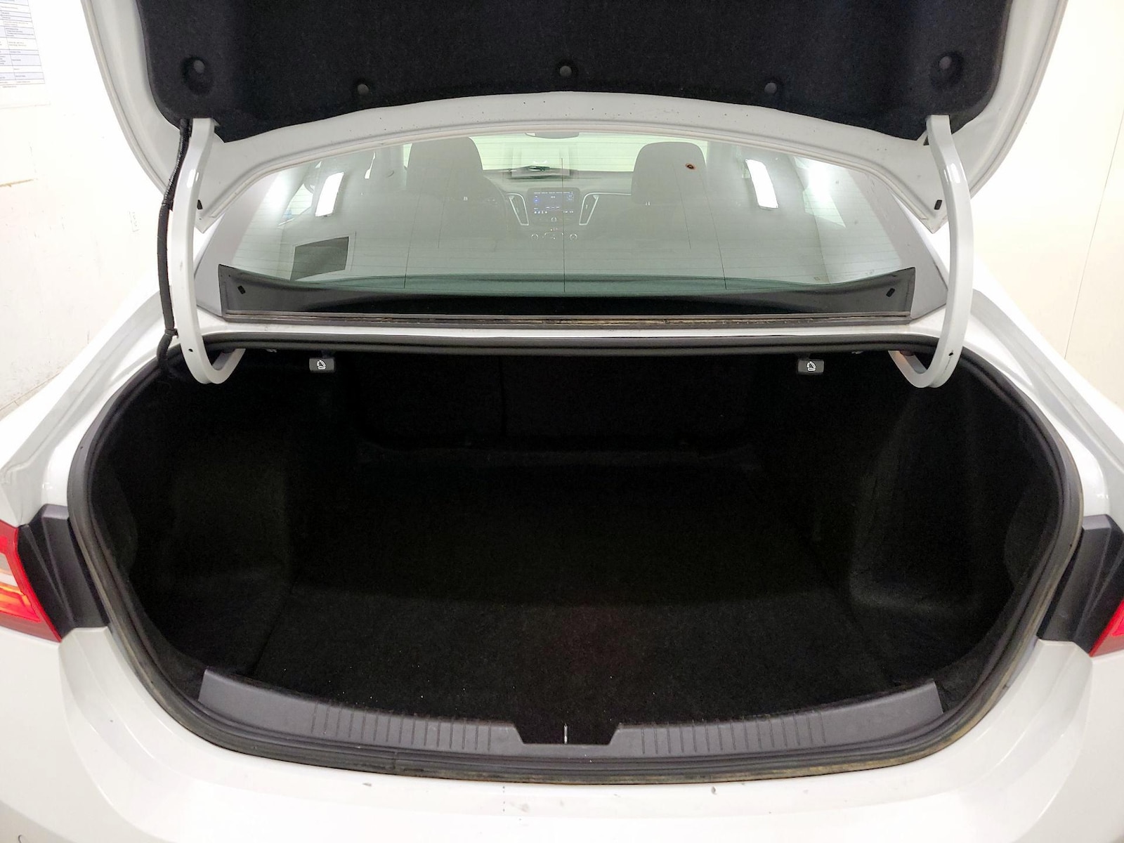 2024 Chevrolet Malibu 1LS - Photo 21