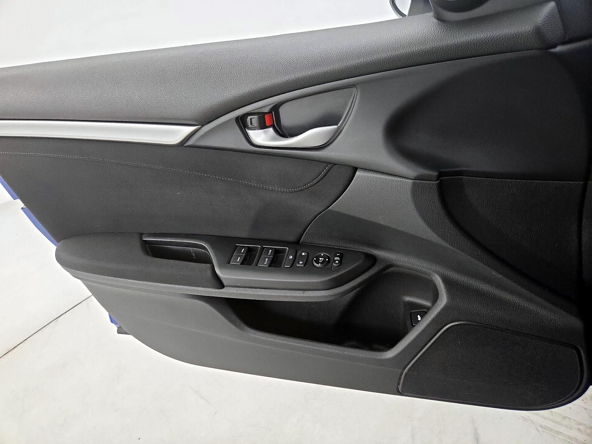 Thumbnail: 2019 Honda Civic - 12