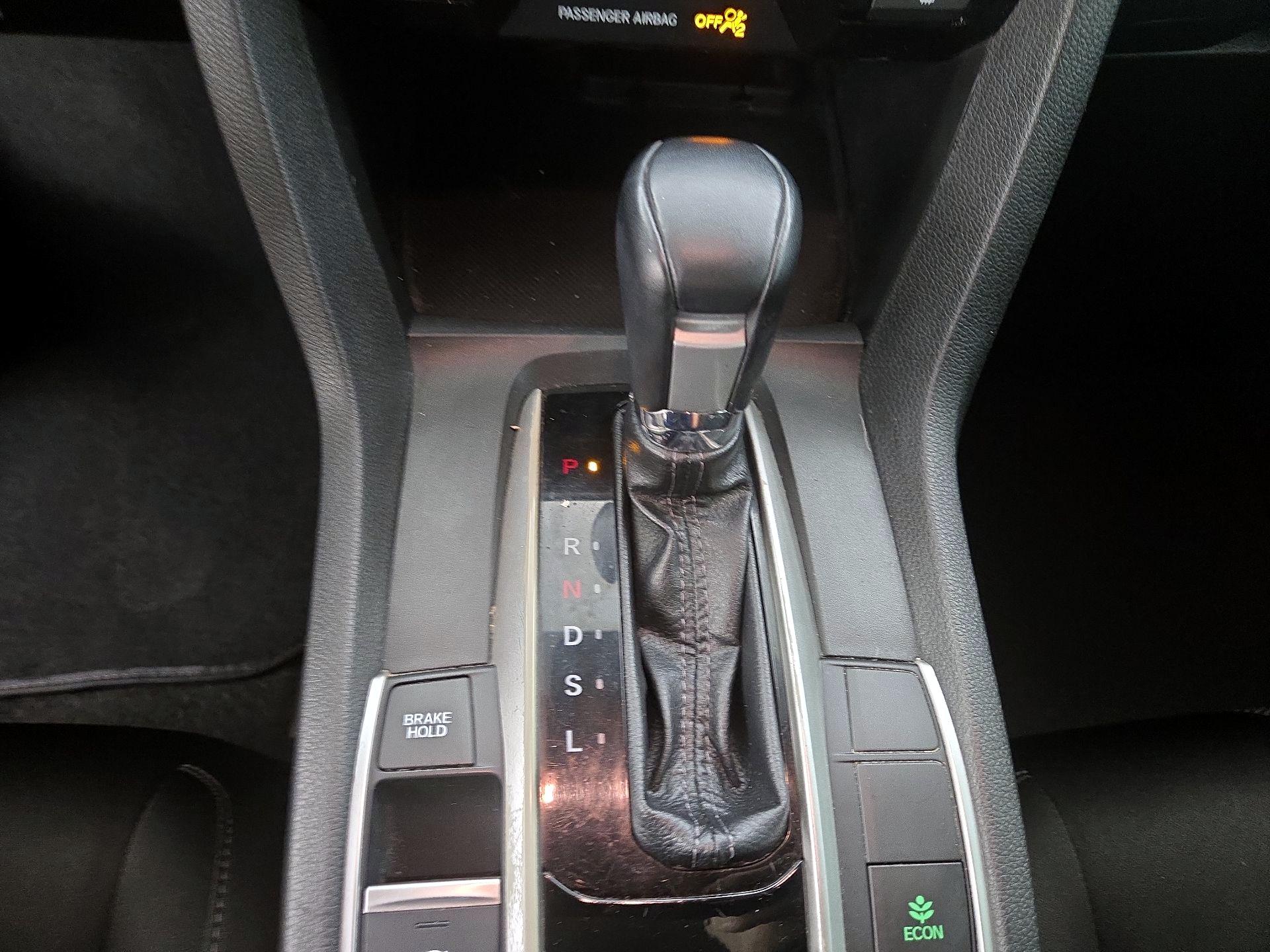 Thumbnail: 2019 Honda Civic - 17