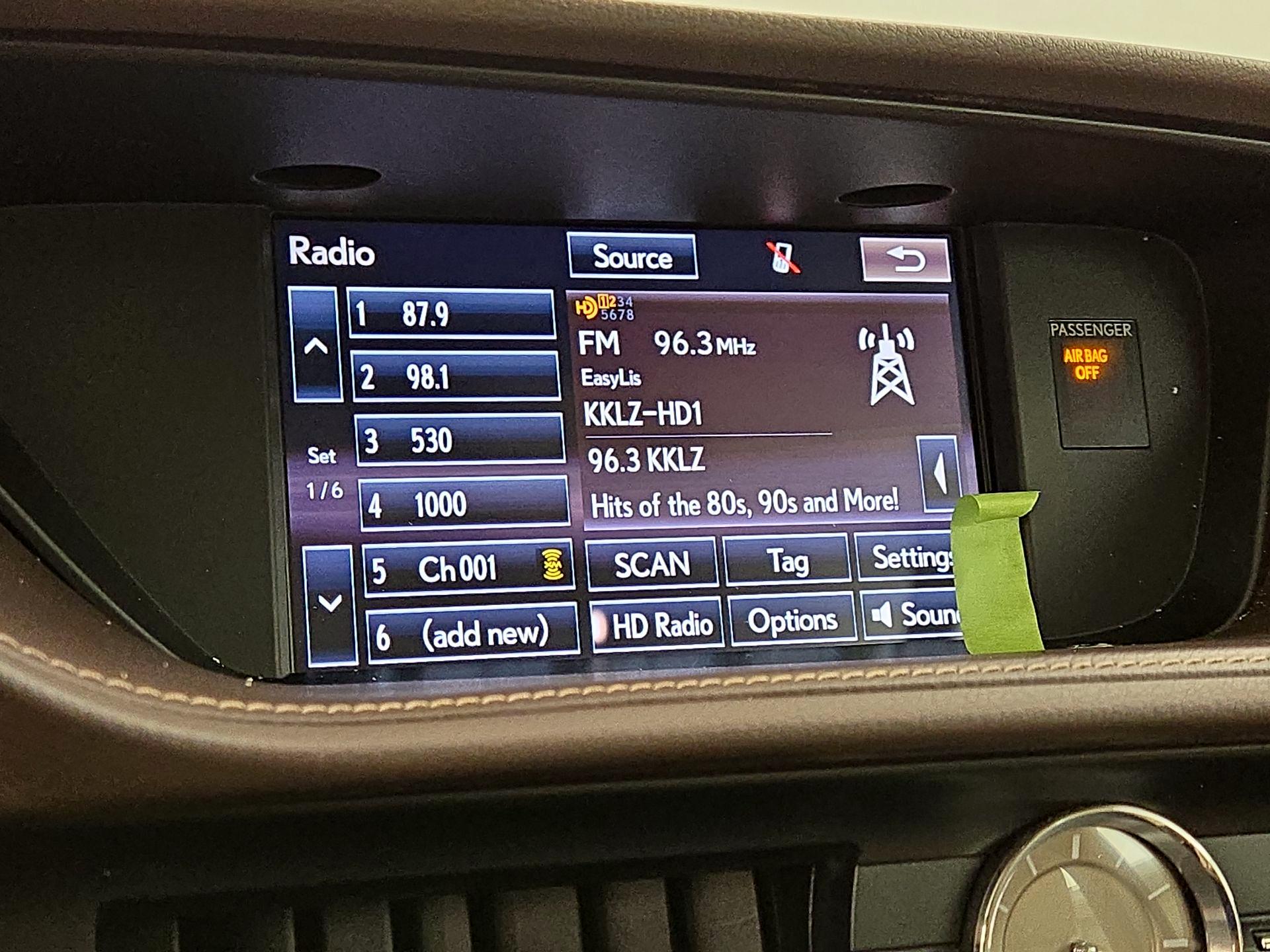 Thumbnail: 2016 Lexus ES - 15