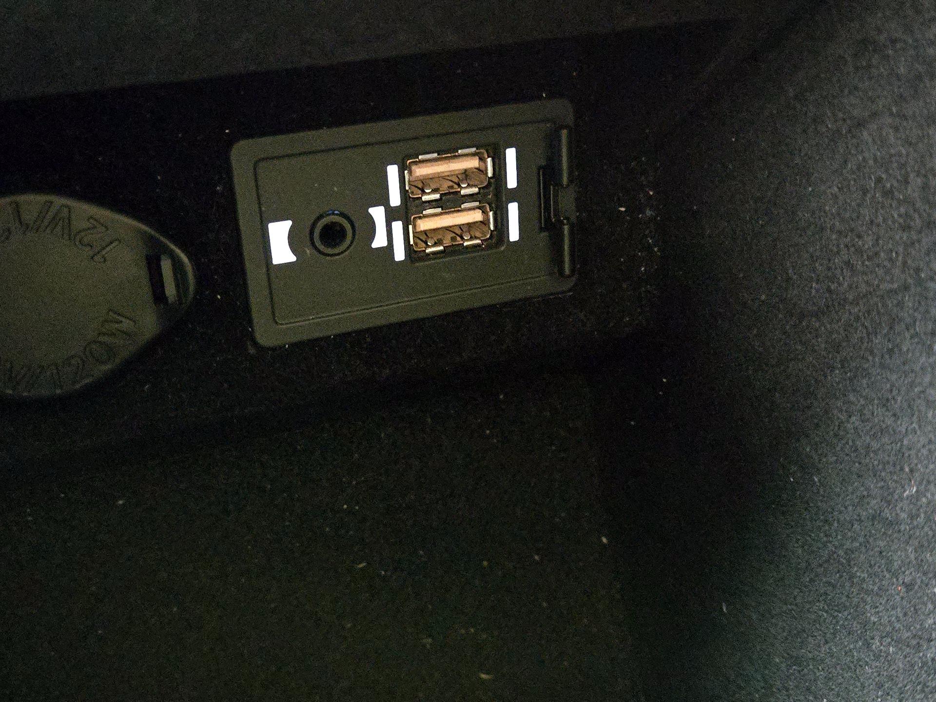 Thumbnail: 2016 Lexus ES - 18