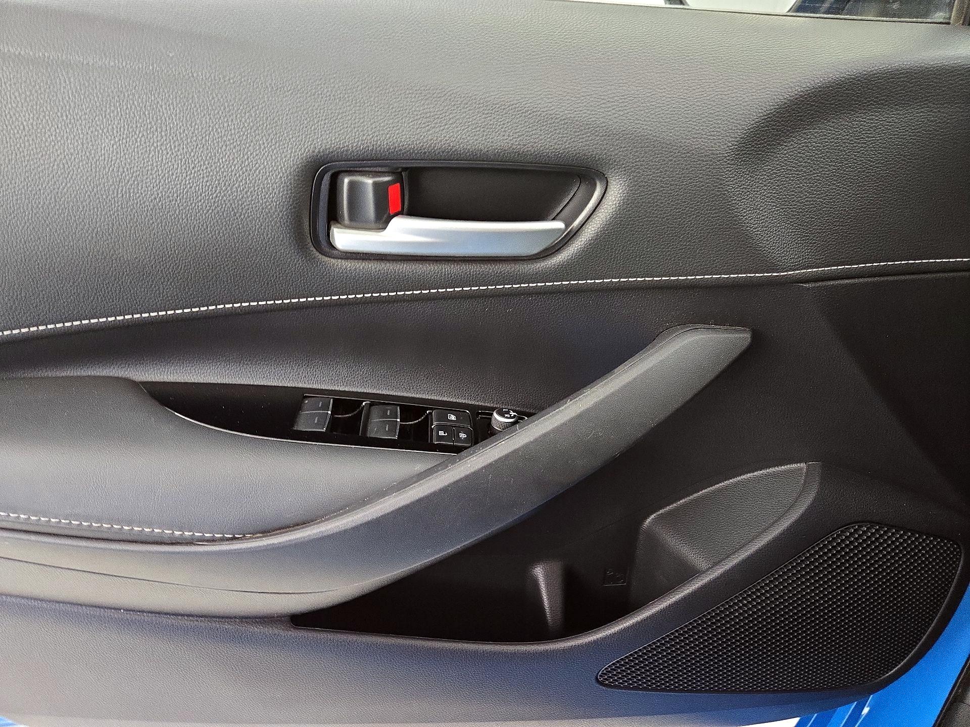 Thumbnail: 2021 Toyota Corolla - 12