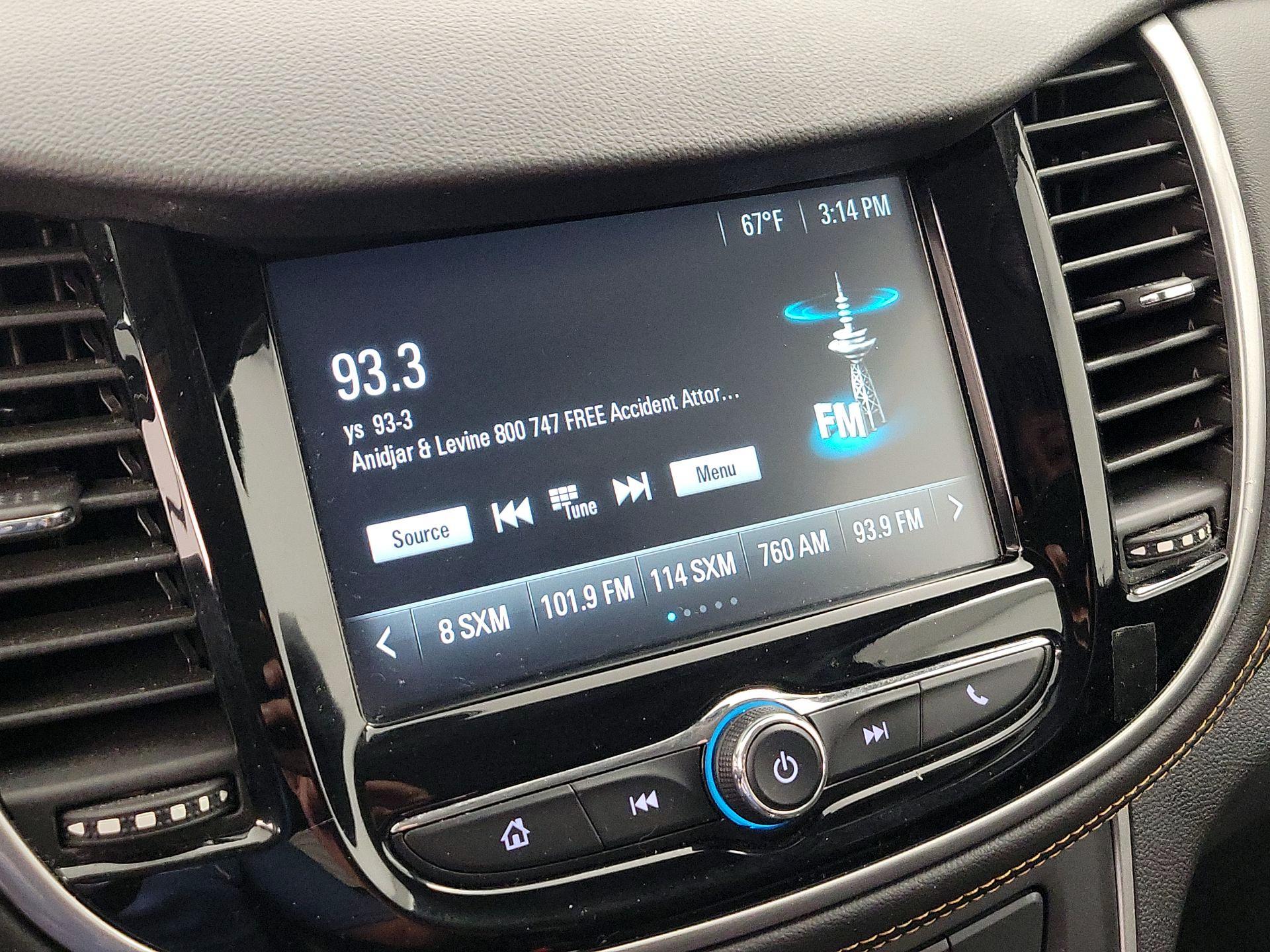 Thumbnail: 2017 Chevrolet Trax - 15