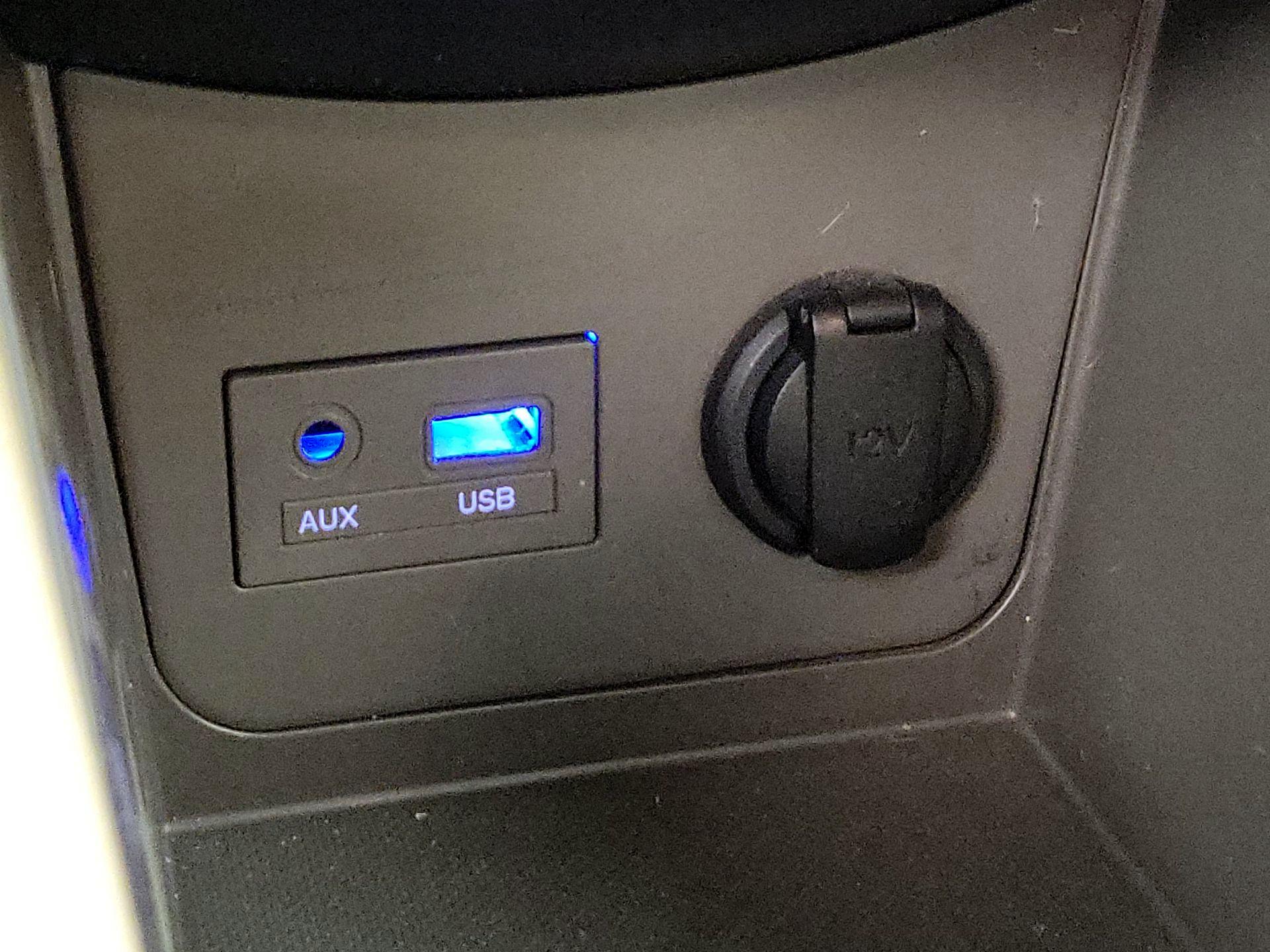 Thumbnail: 2014 Hyundai Accent - 17