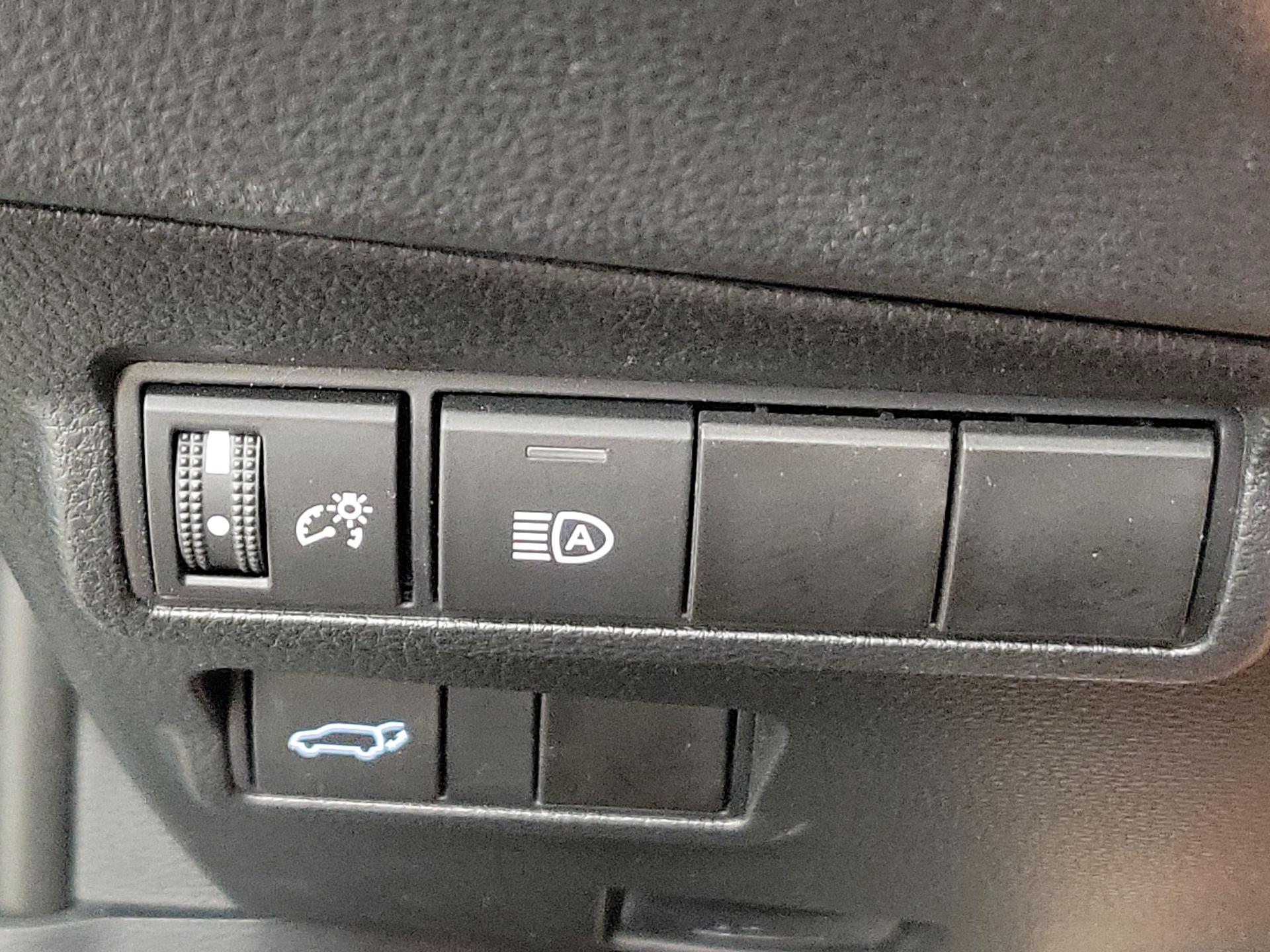 Thumbnail: 2023 Toyota Corolla Cross - 13