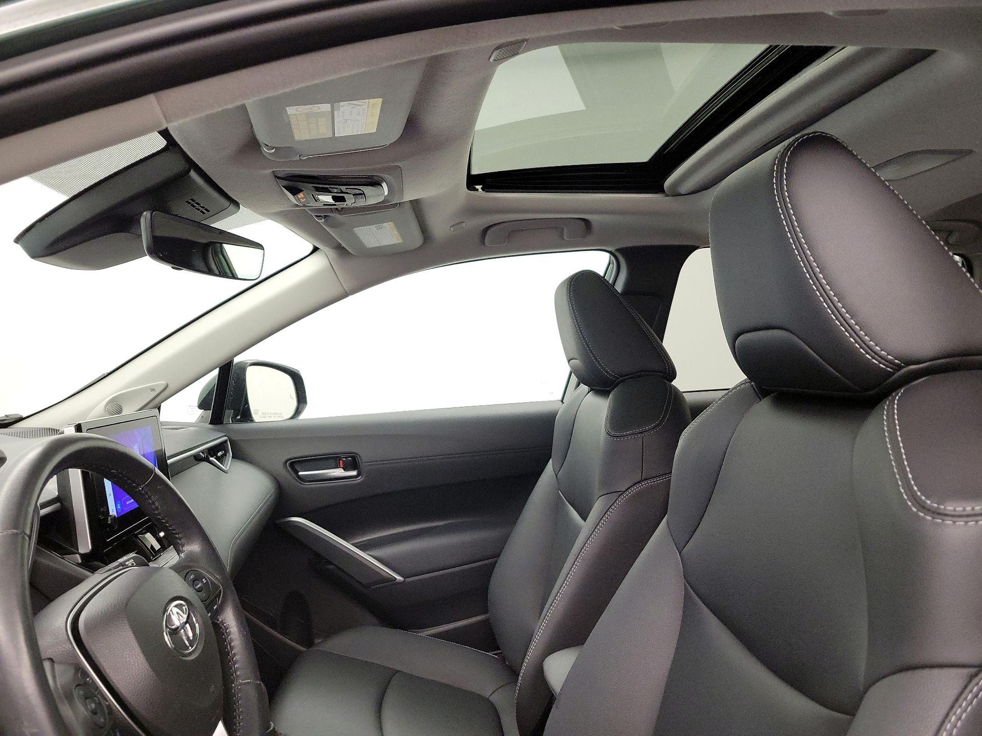 Thumbnail: 2023 Toyota Corolla Cross - 19