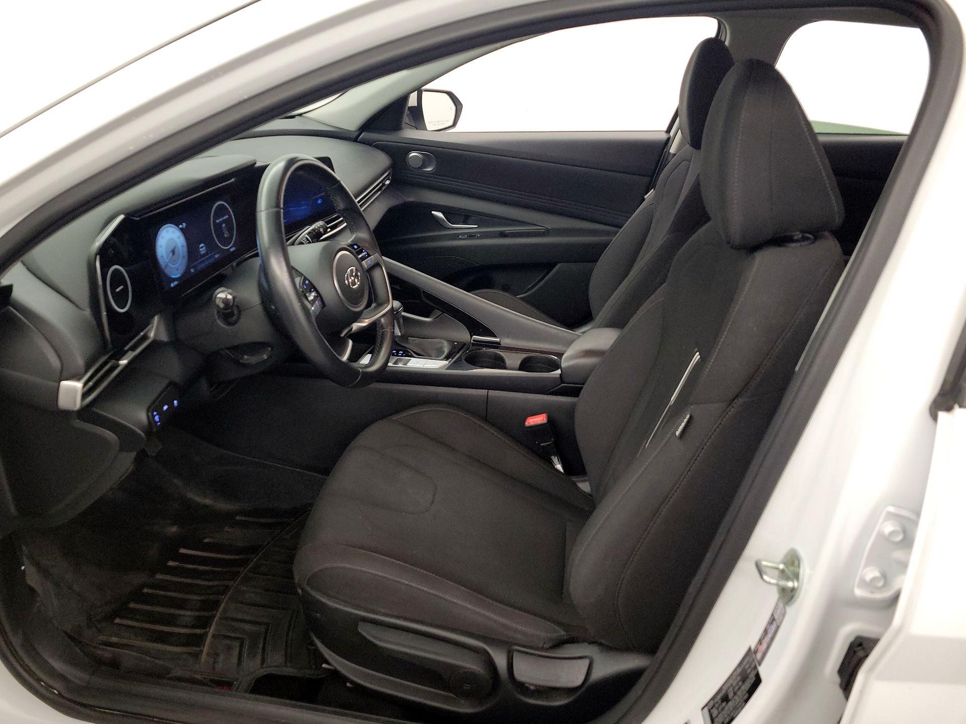 Thumbnail: 2023 Hyundai Elantra - 11