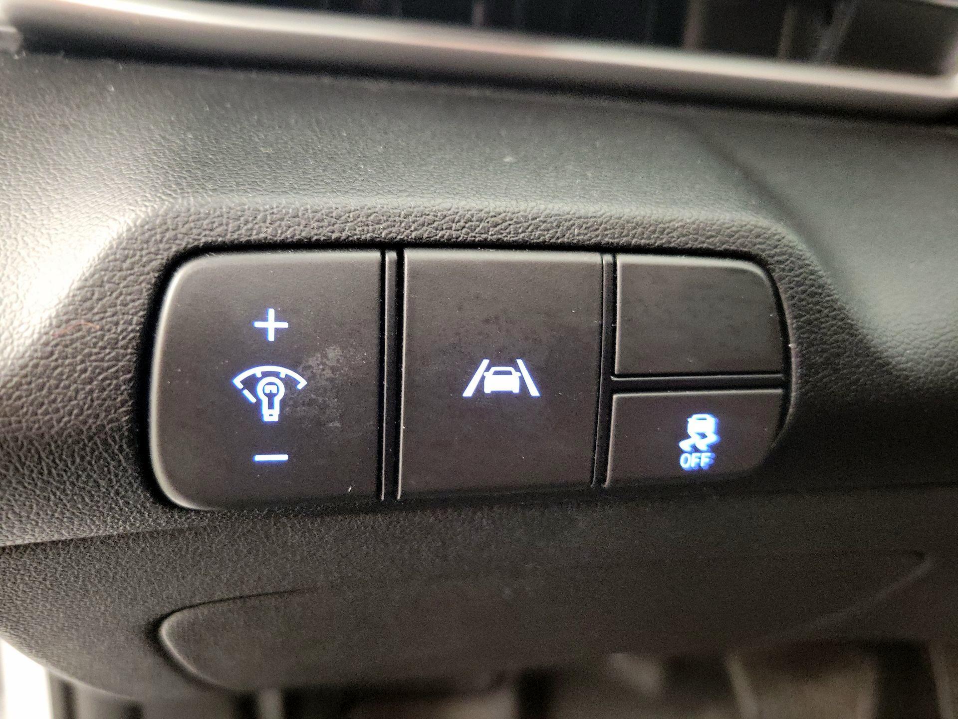 Thumbnail: 2023 Hyundai Elantra - 13