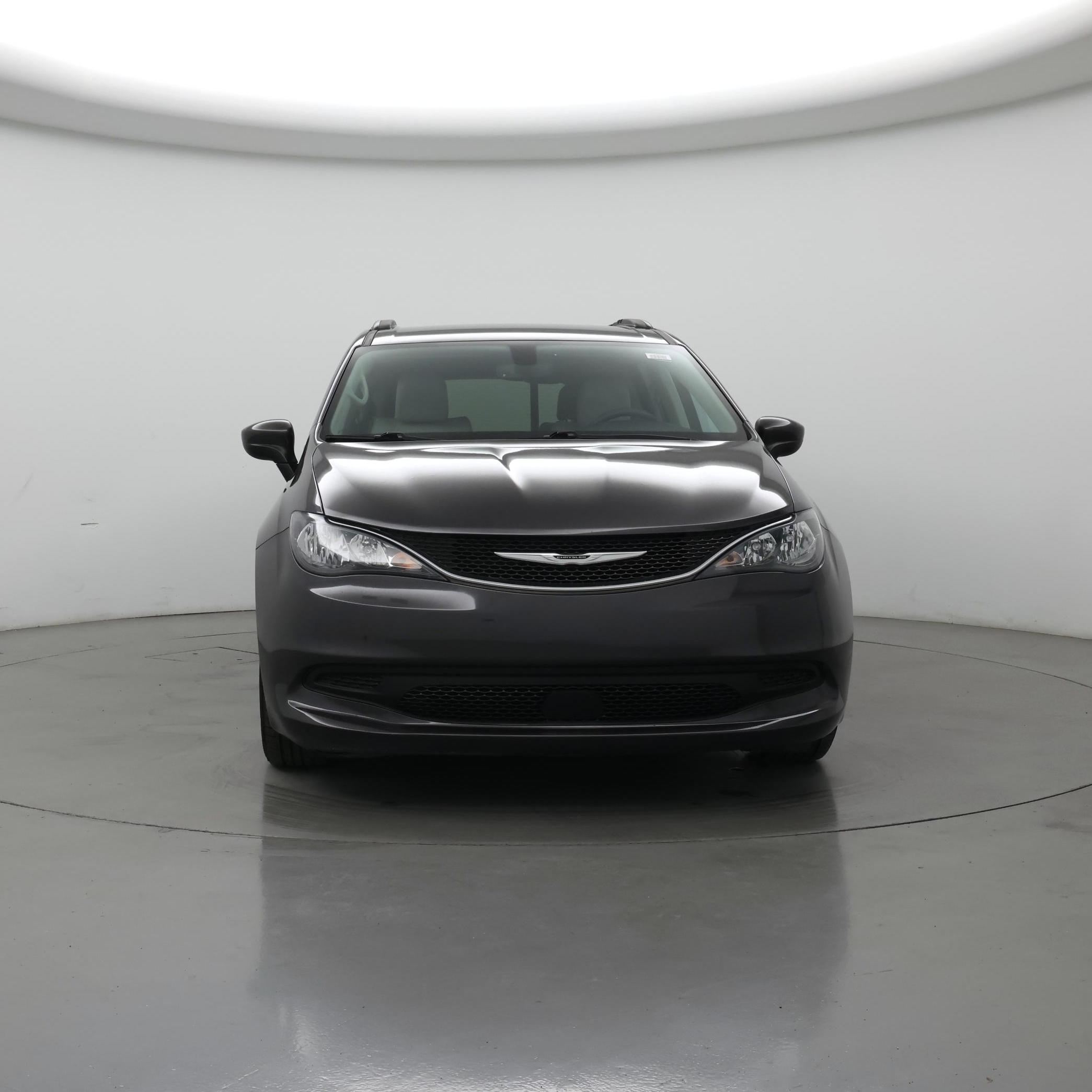 Thumbnail: 2021 Chrysler Voyager - 5