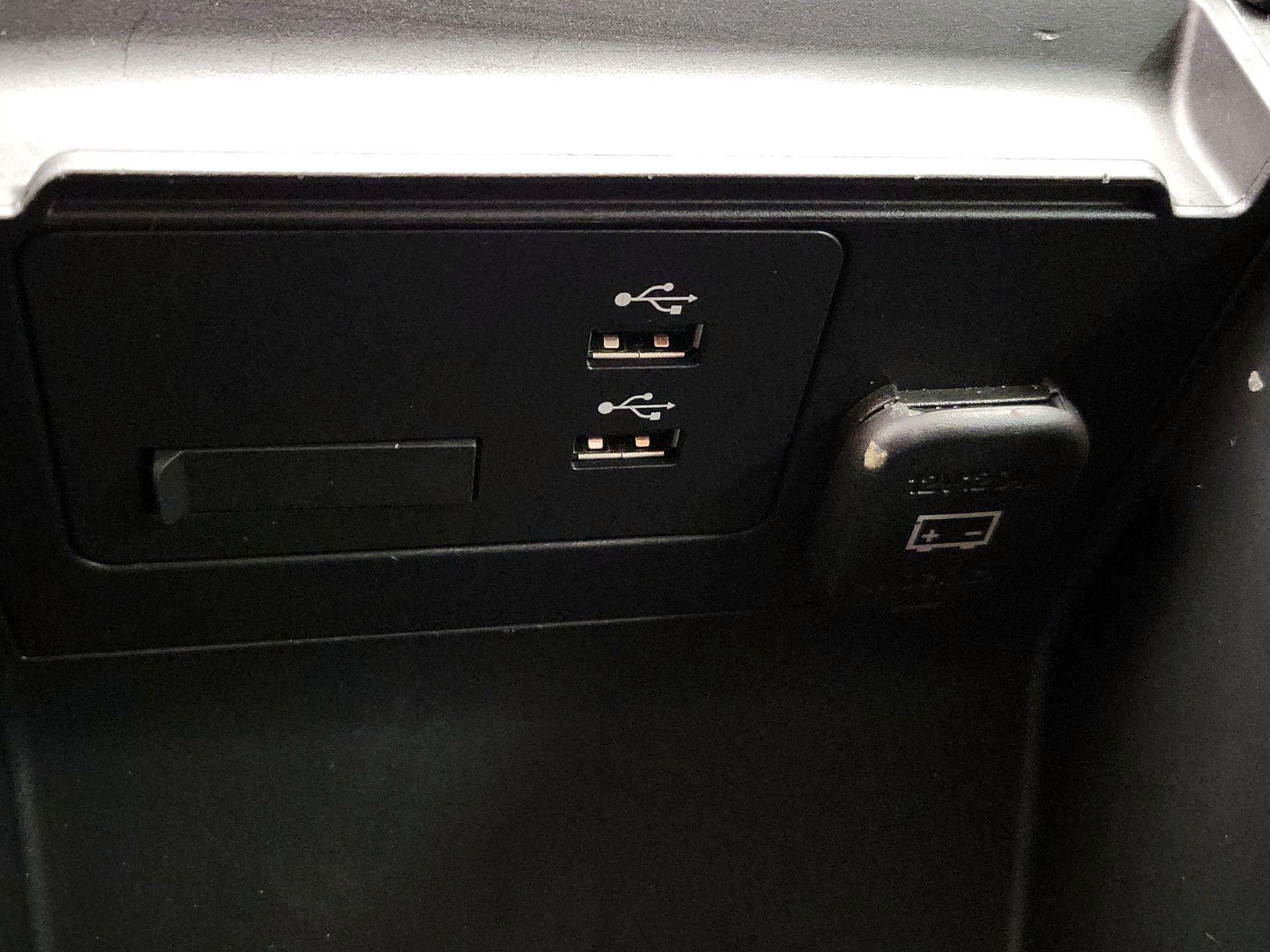 Thumbnail: 2023 Mazda Mazda3 - 18