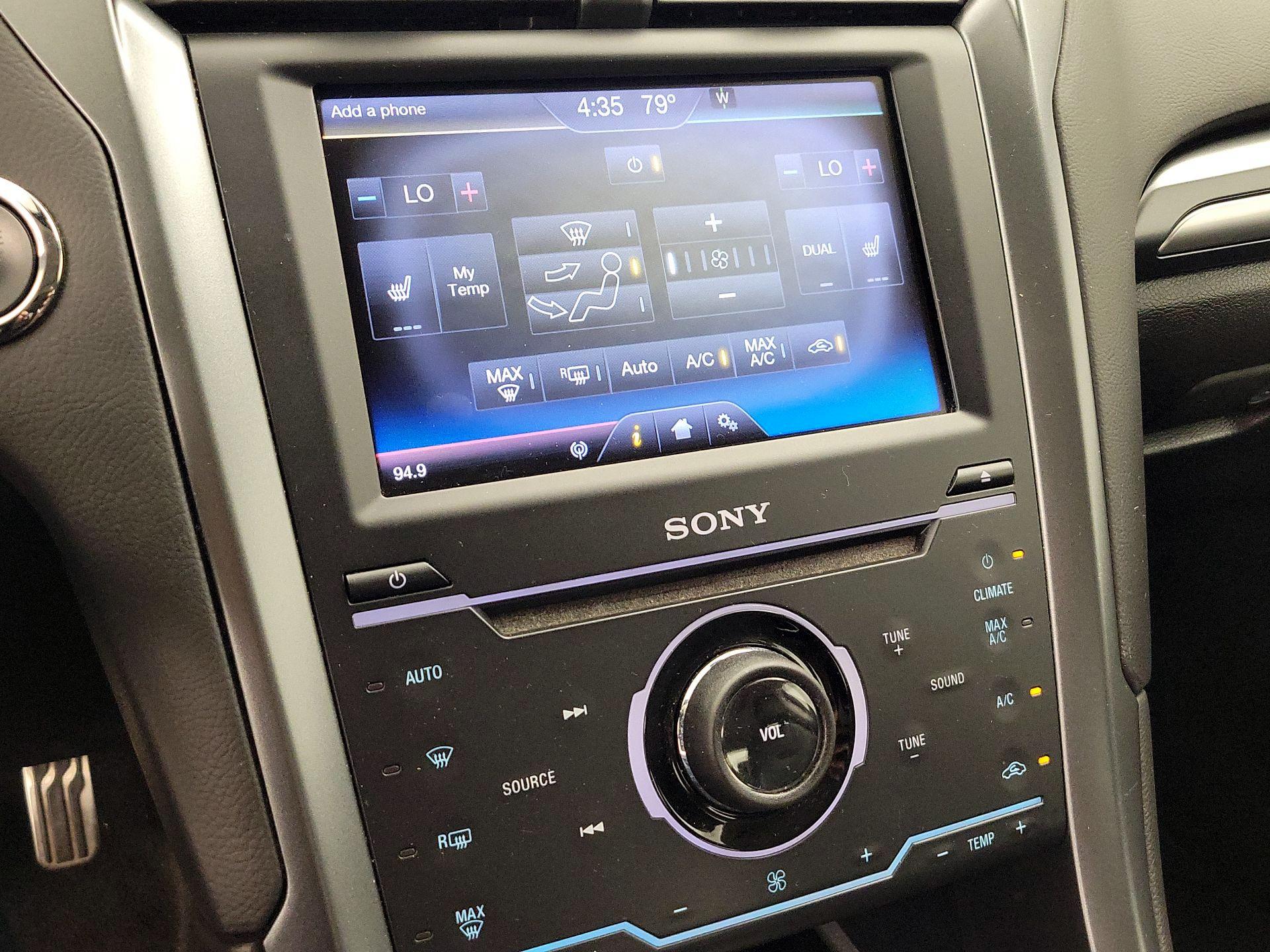 Thumbnail: 2014 Ford Fusion - 17