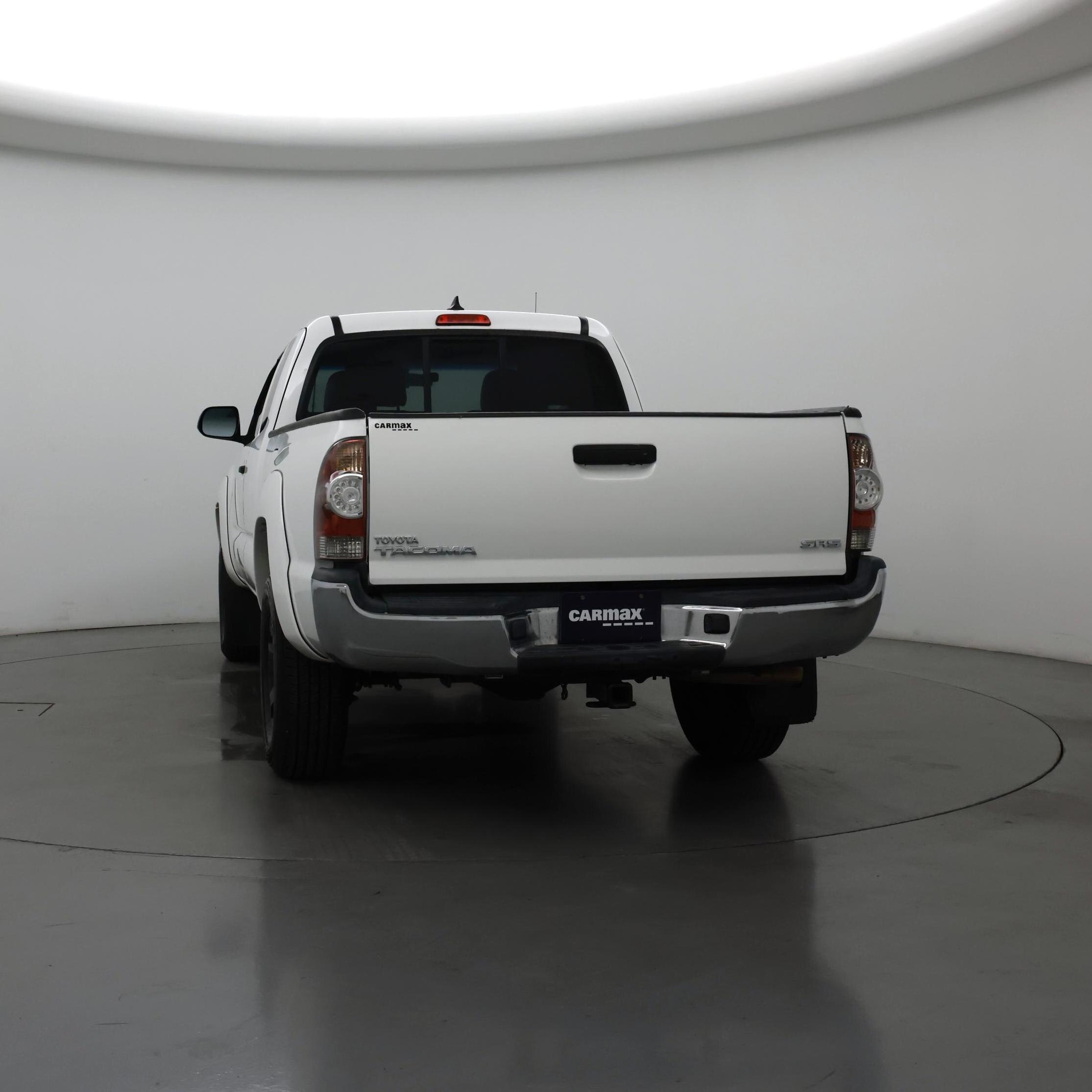 Thumbnail: 2015 Toyota Tacoma - 6