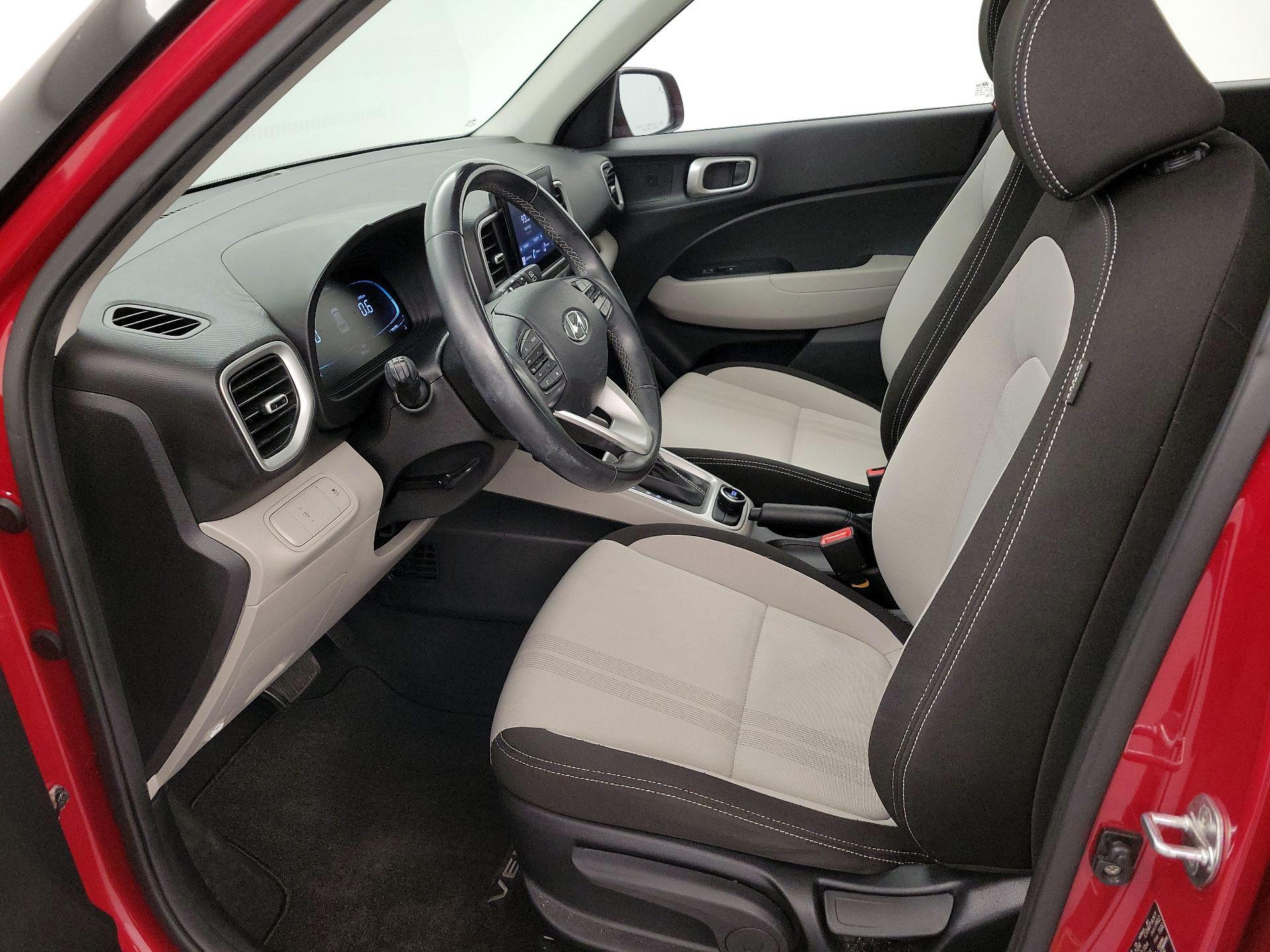 Thumbnail: 2023 Hyundai Venue - 11