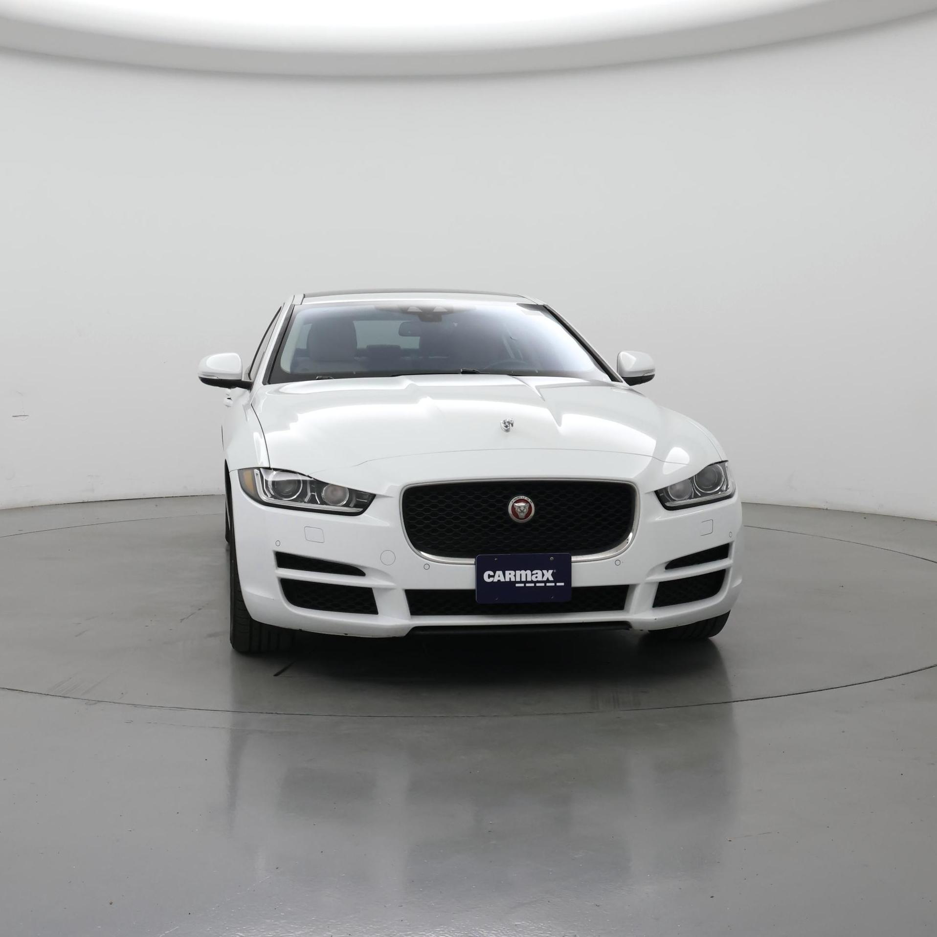 Thumbnail: 2018 Jaguar XE - 5