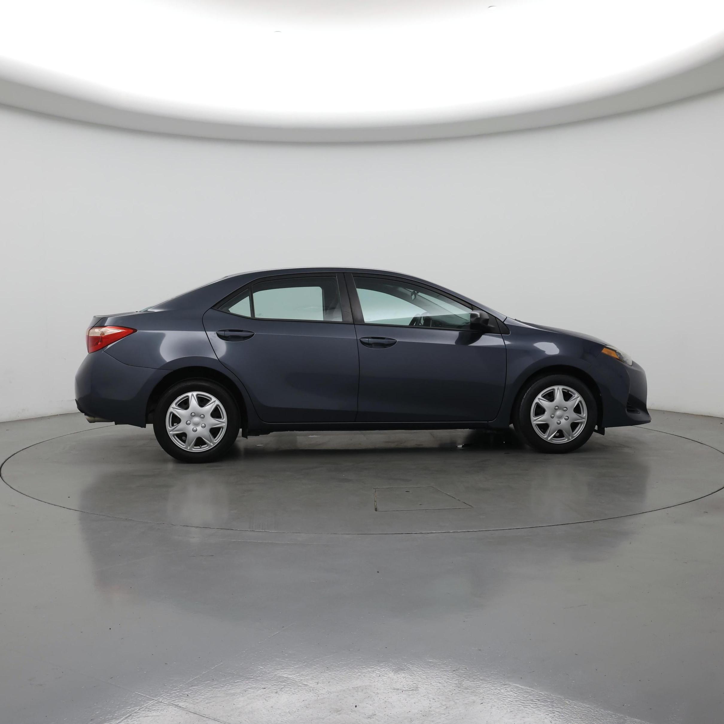 Thumbnail: 2017 Toyota Corolla - 7