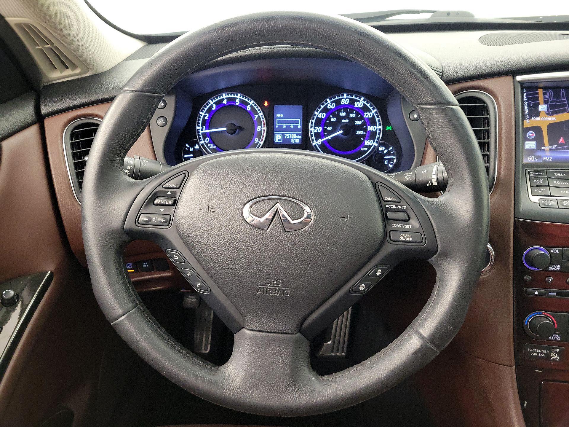 Thumbnail: 2016 INFINITI QX50 - 10