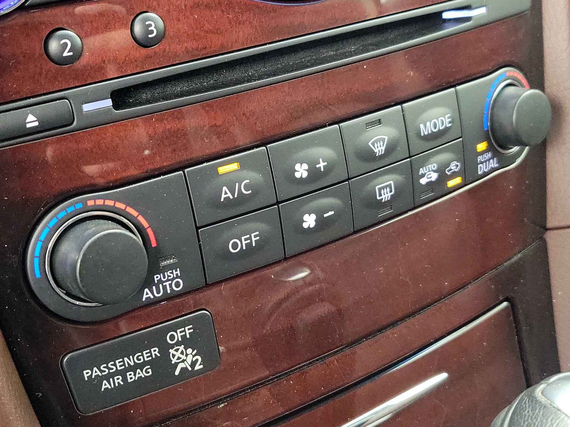 Thumbnail: 2016 INFINITI QX50 - 17