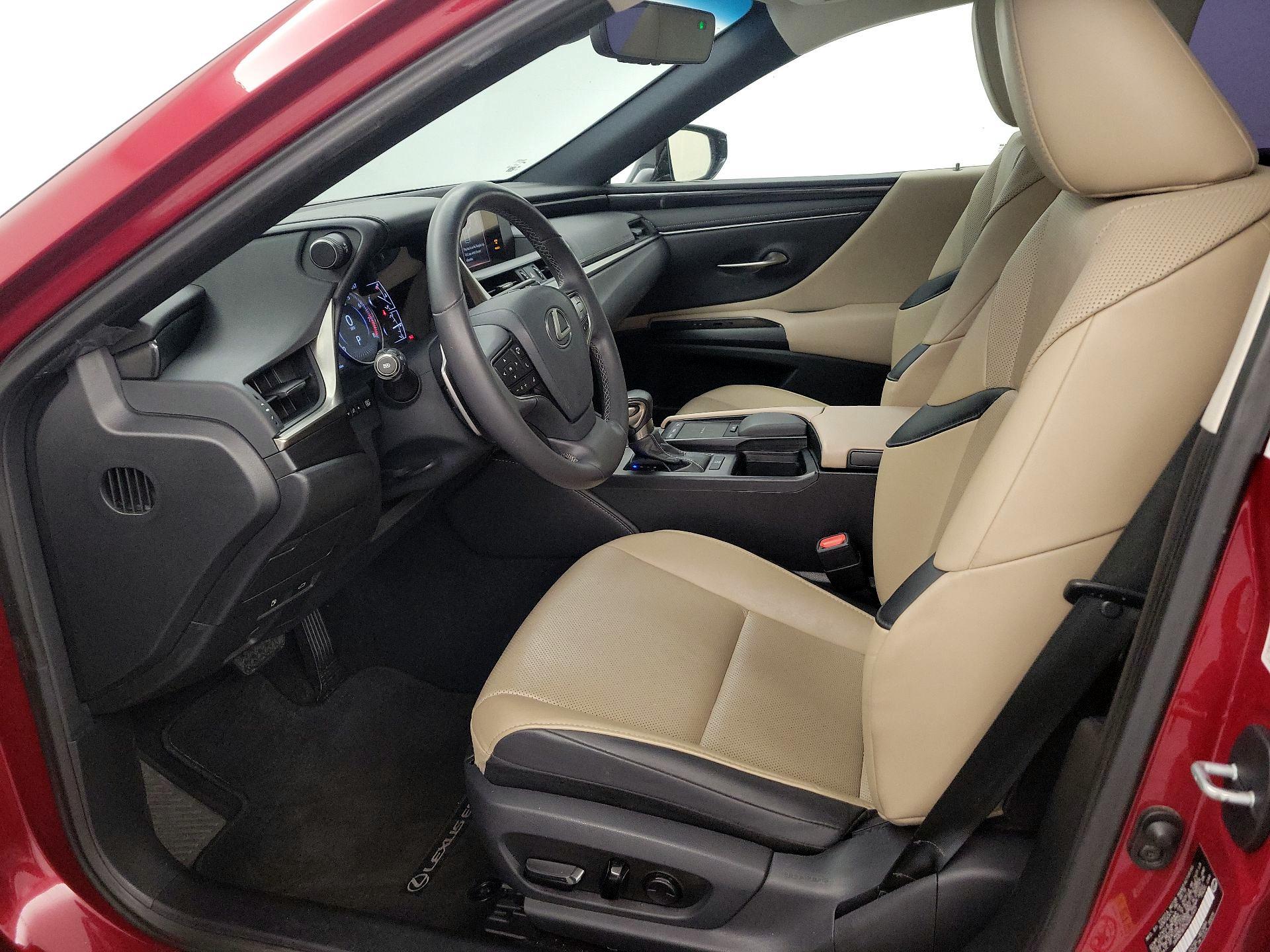 Thumbnail: 2019 Lexus ES - 11