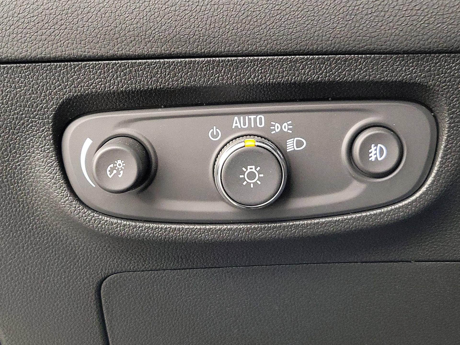 Thumbnail: 2023 Buick Encore GX - 13