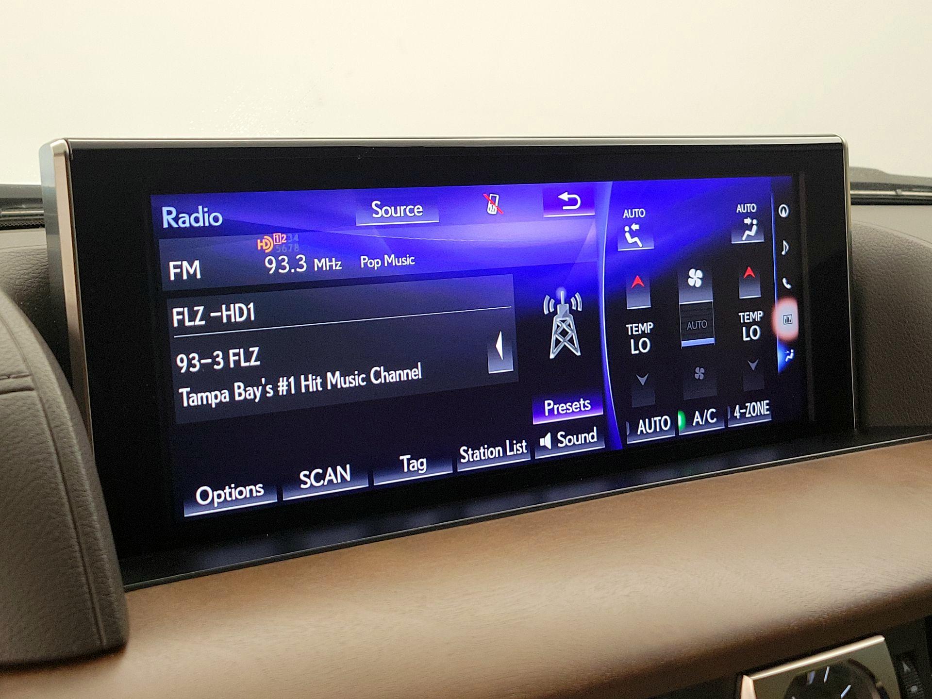 Thumbnail: 2018 Lexus LX - 16