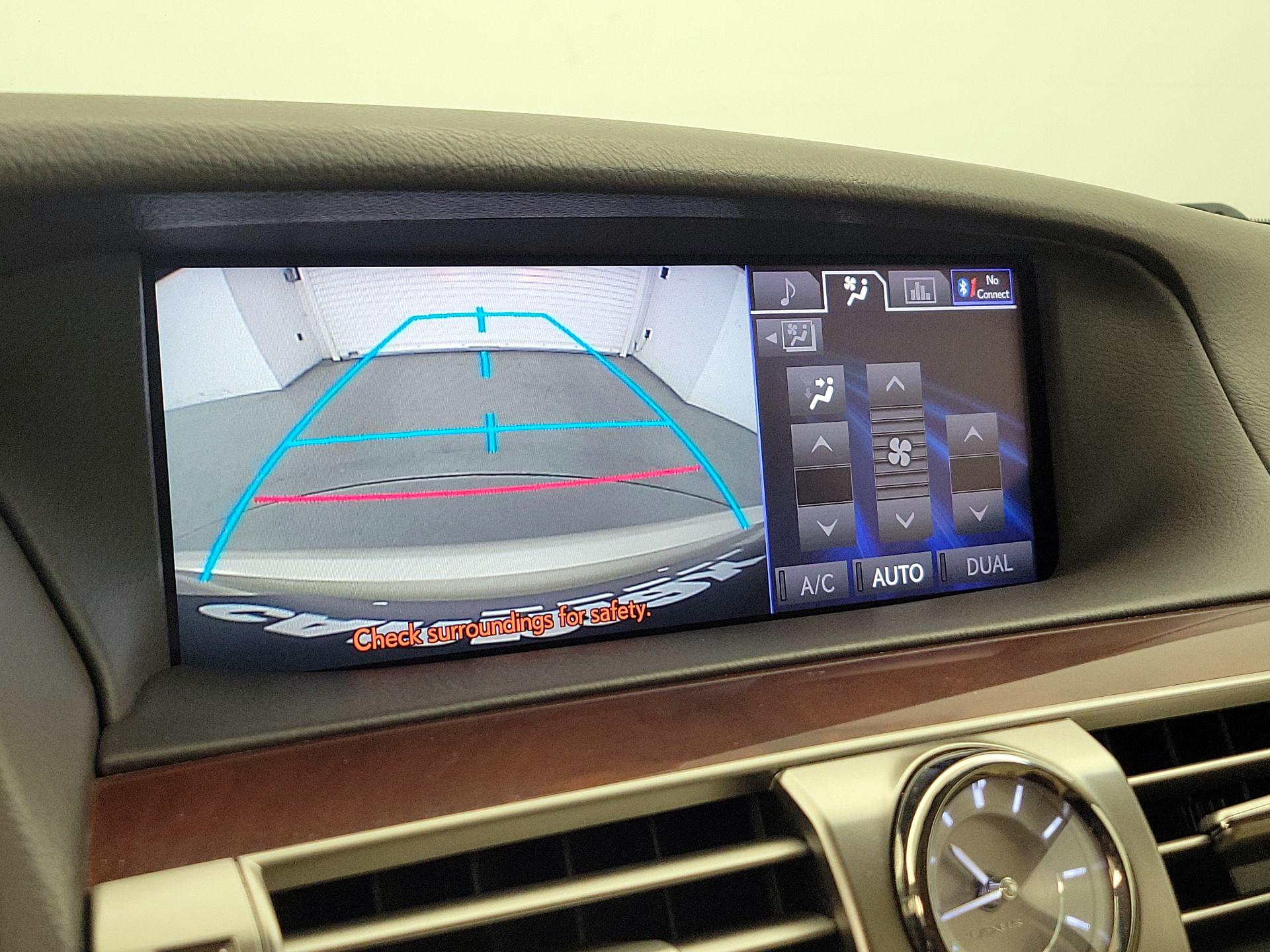 Thumbnail: 2014 Lexus LS - 15