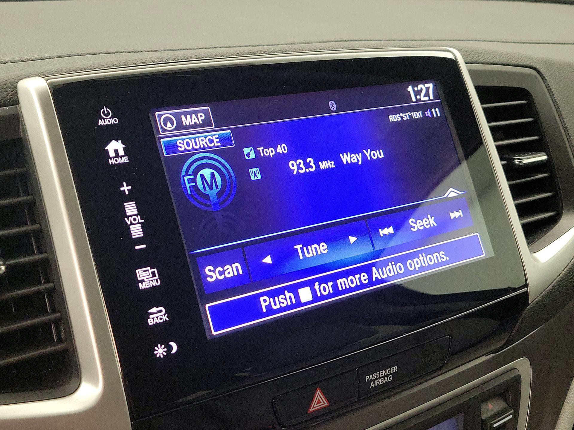 Thumbnail: 2018 Honda Pilot - 15