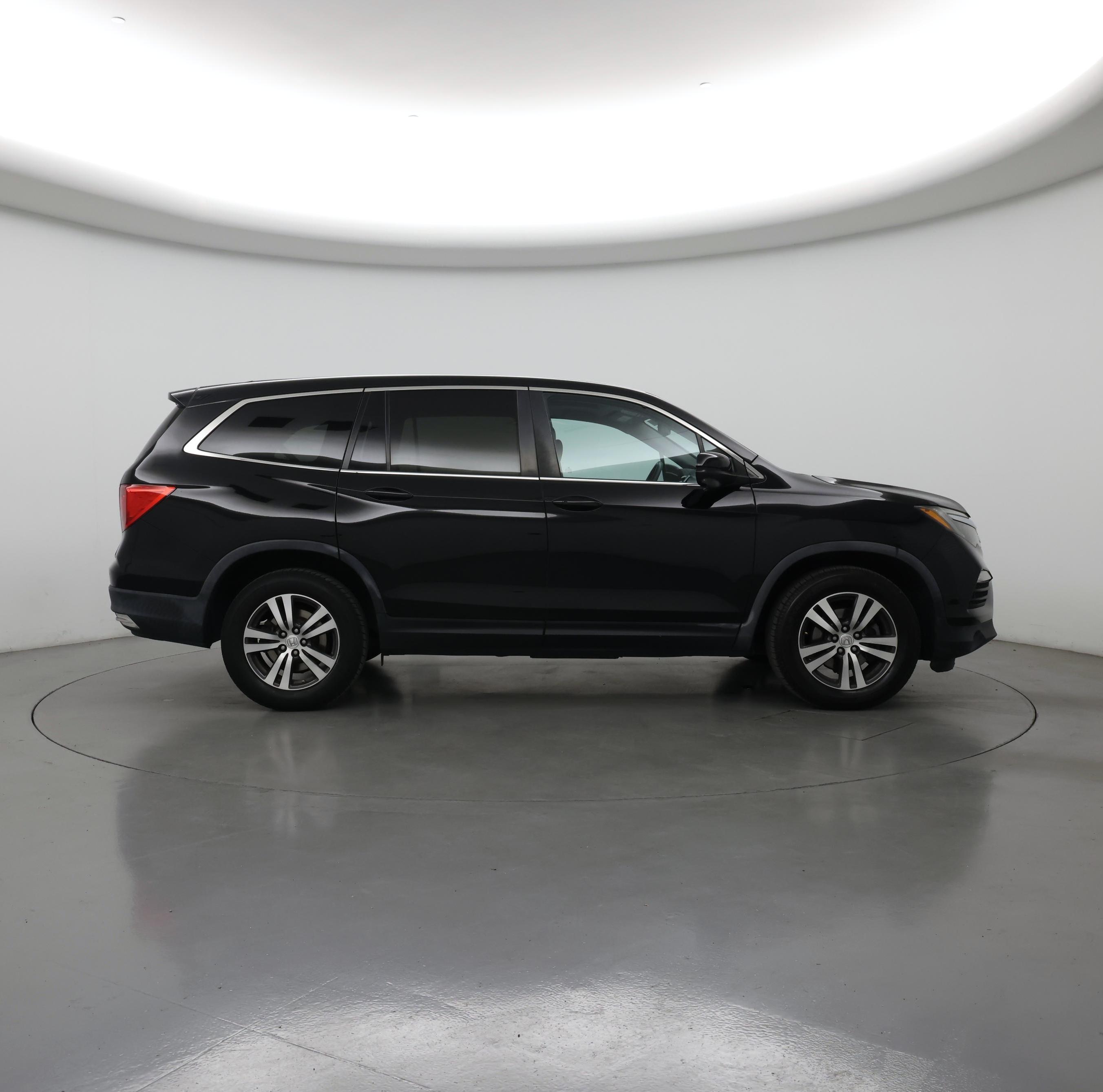 Thumbnail: 2018 Honda Pilot - 7