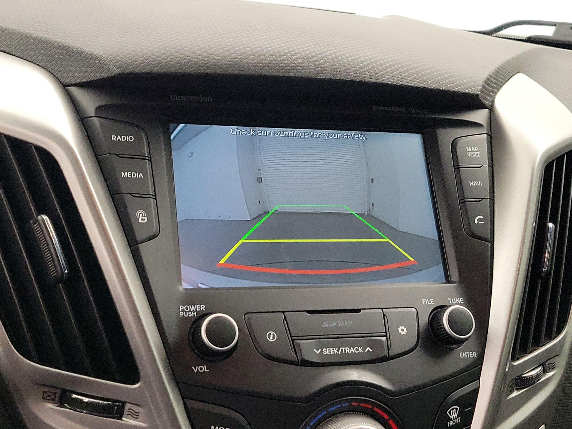 Thumbnail: 2017 Hyundai Veloster - 15