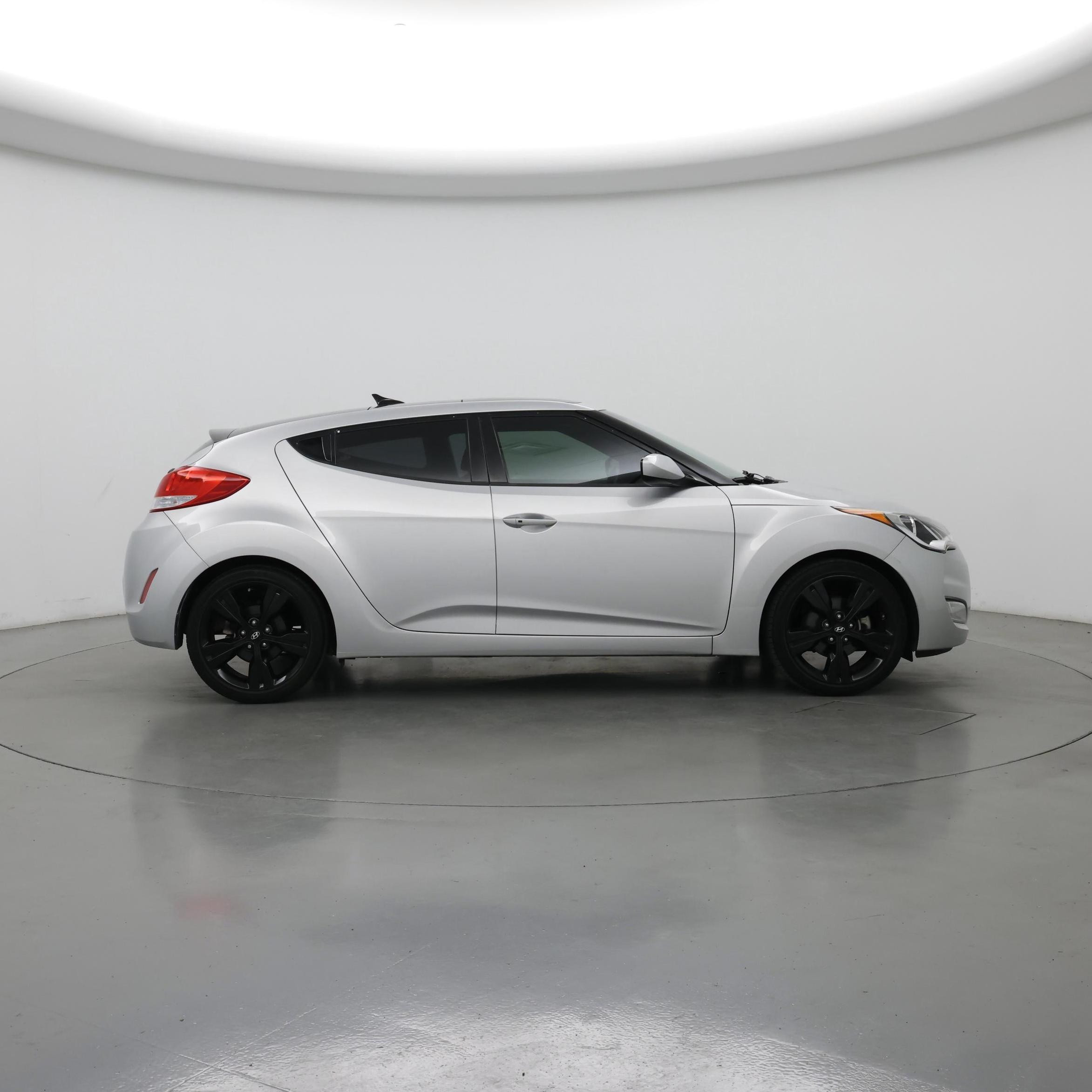 Thumbnail: 2017 Hyundai Veloster - 7