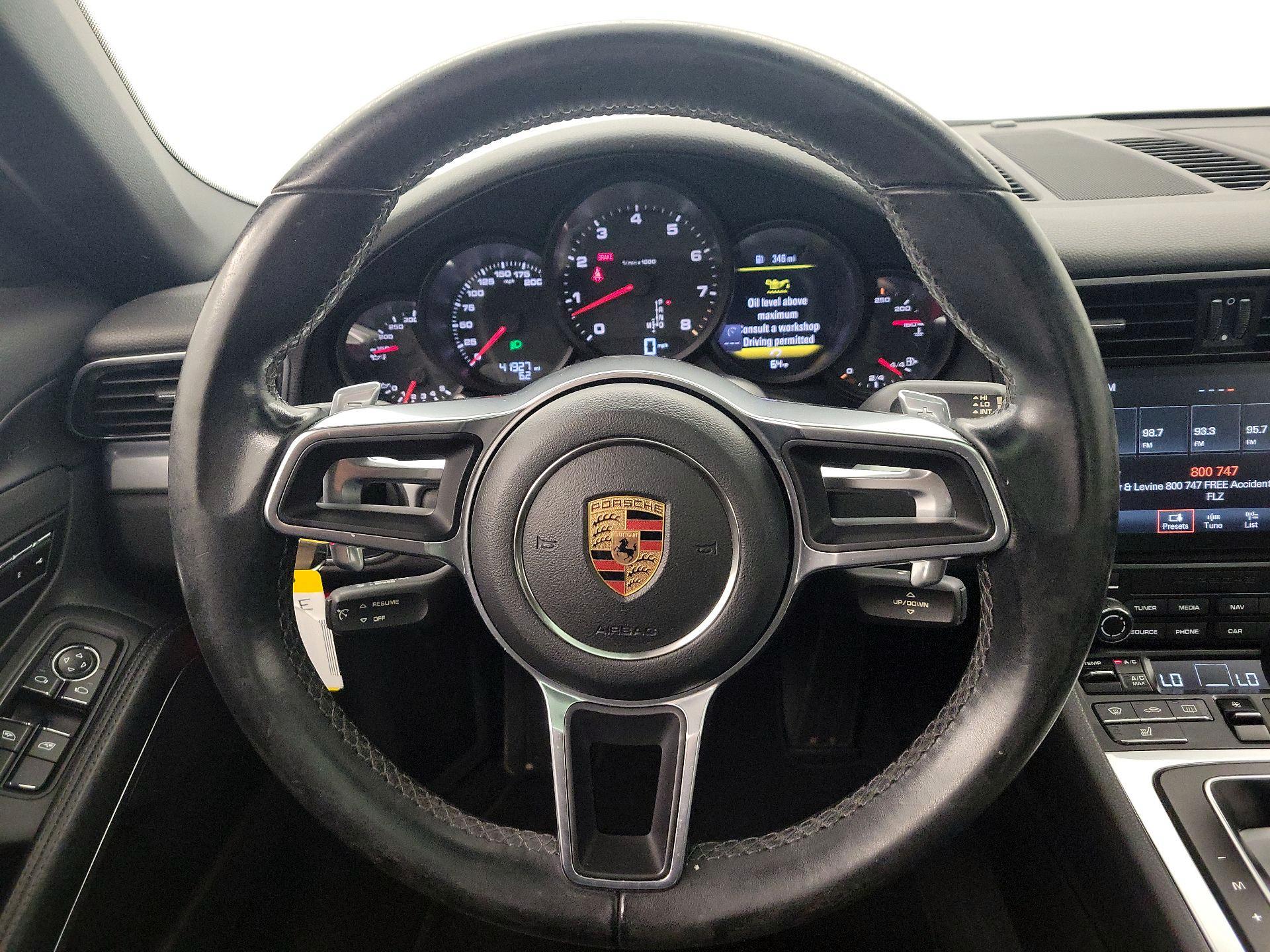 Thumbnail: 2017 Porsche 911 - 10