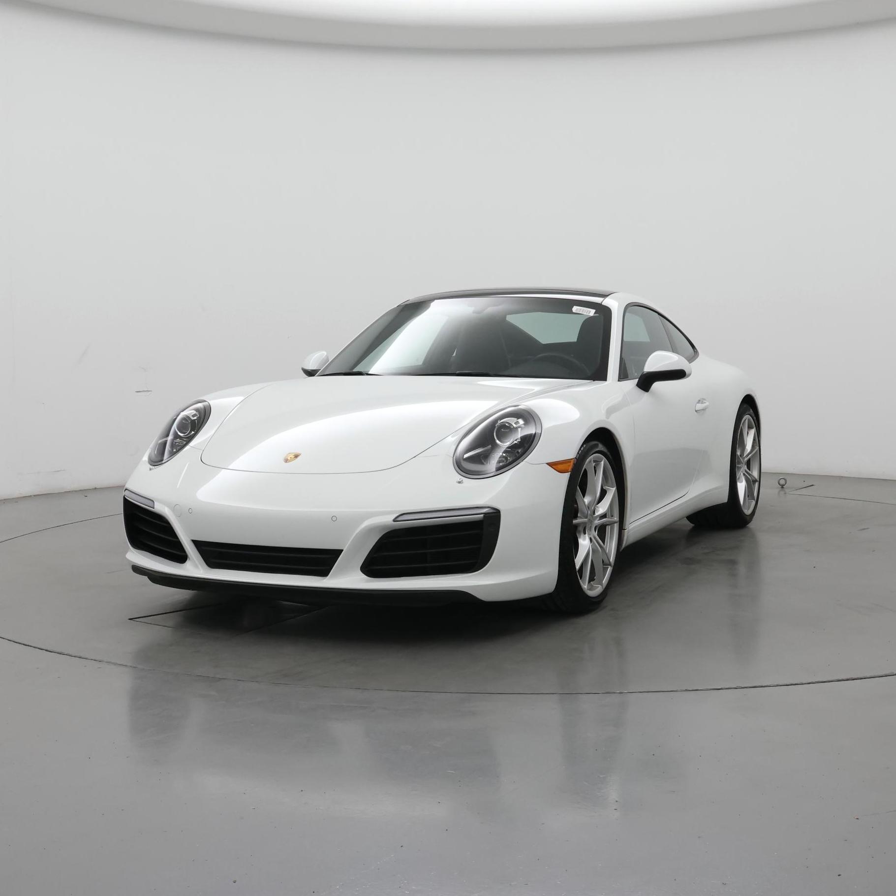 Thumbnail: 2017 Porsche 911 - 4