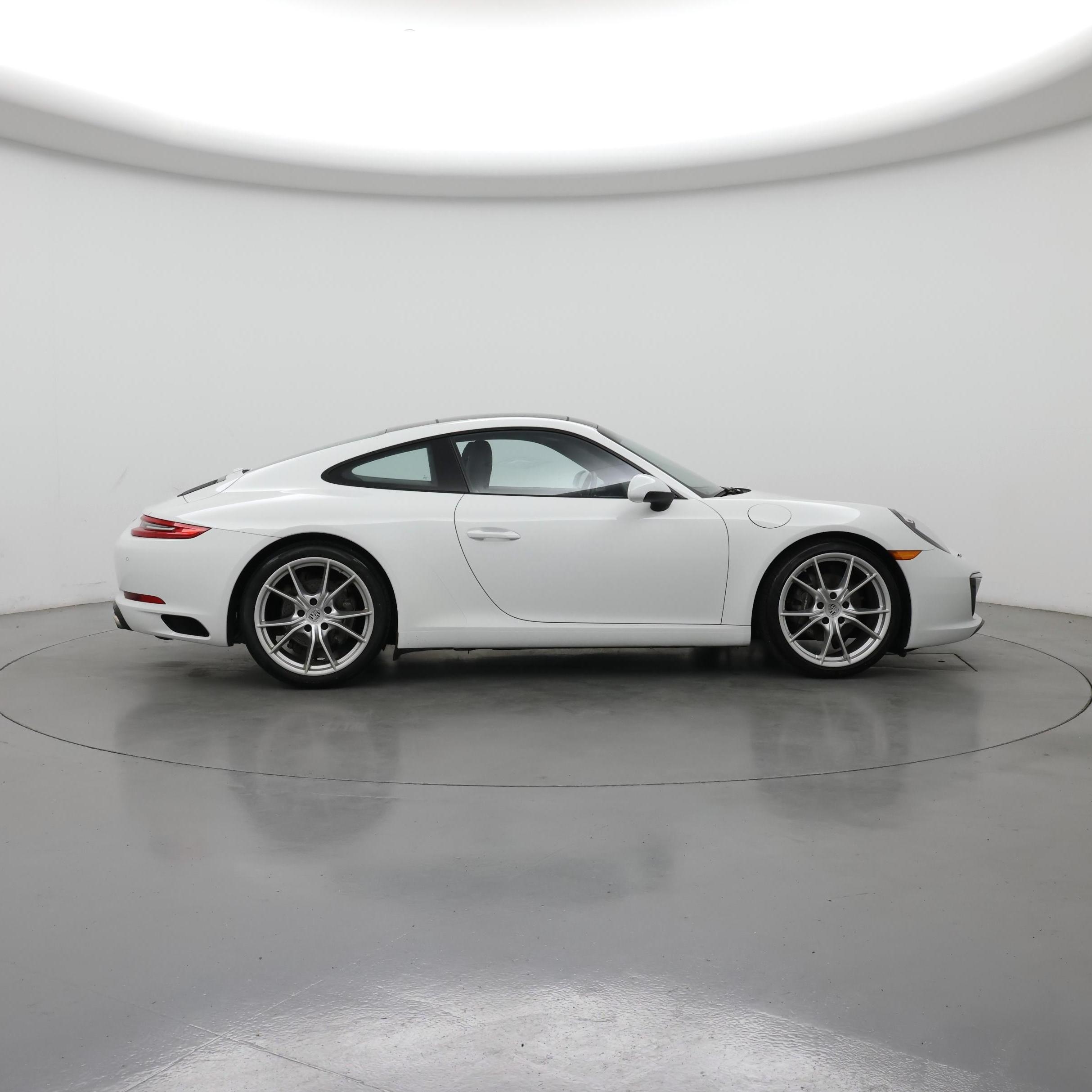 Thumbnail: 2017 Porsche 911 - 7