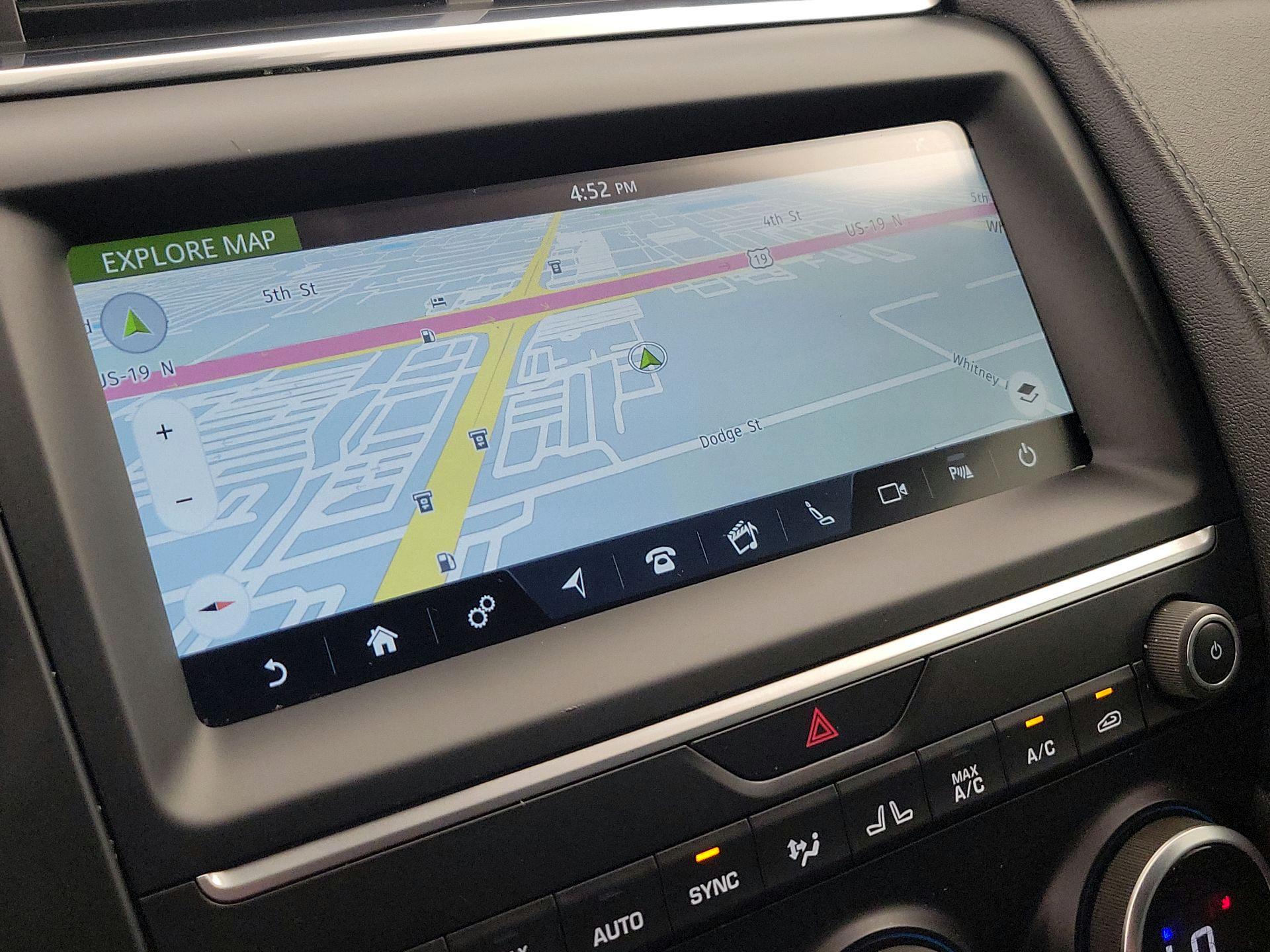 Thumbnail: 2020 Jaguar E-Pace - 14