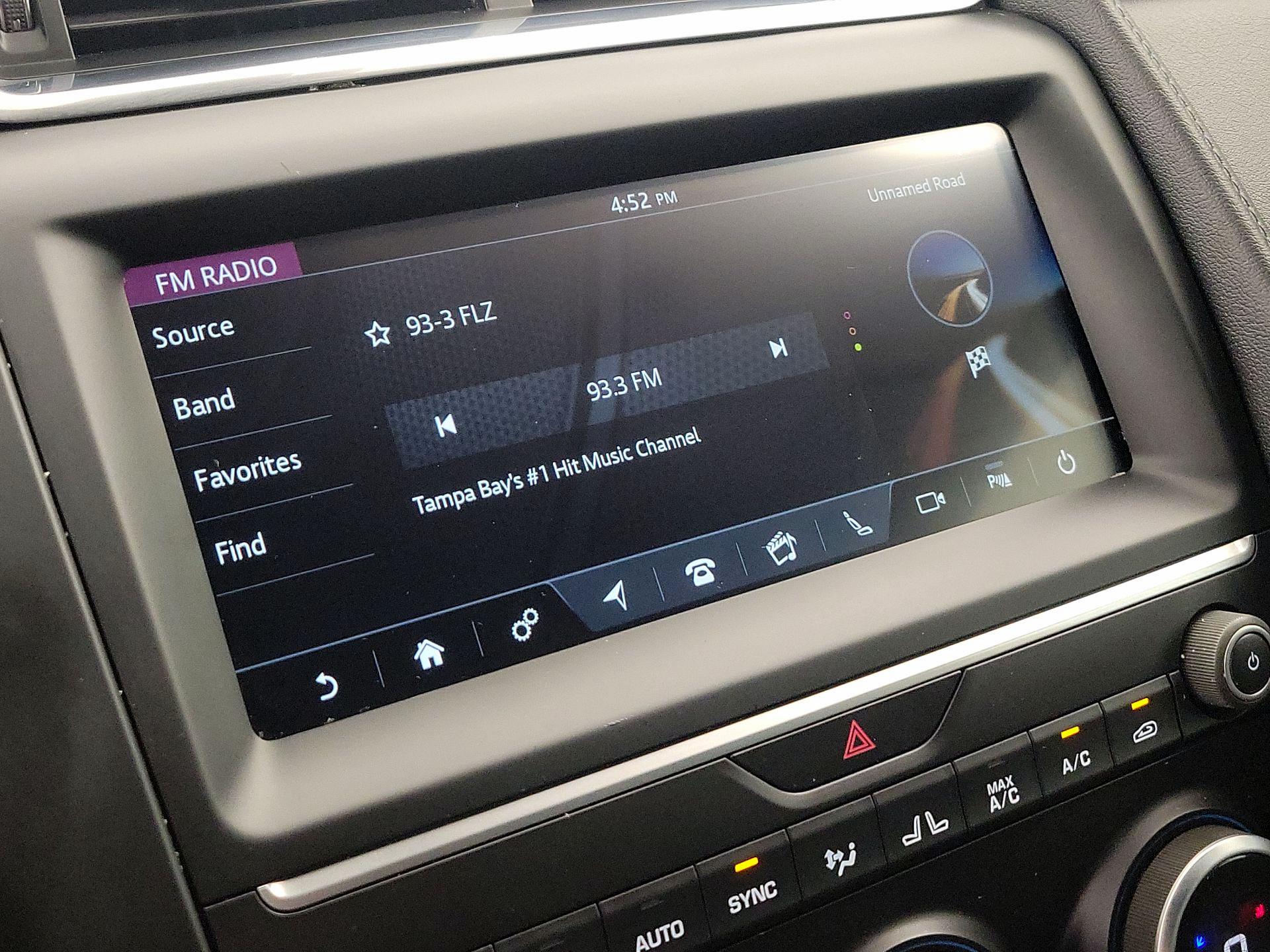 Thumbnail: 2020 Jaguar E-Pace - 16