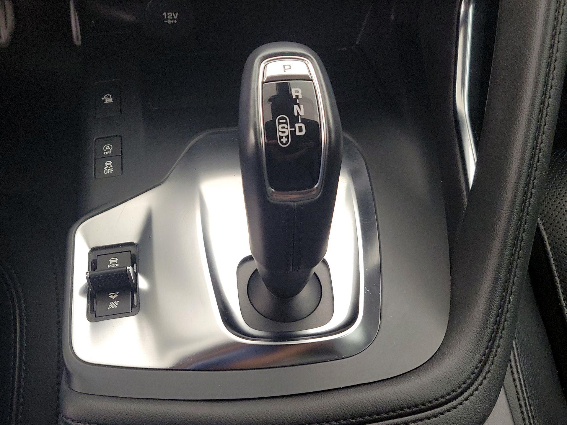 Thumbnail: 2020 Jaguar E-Pace - 18