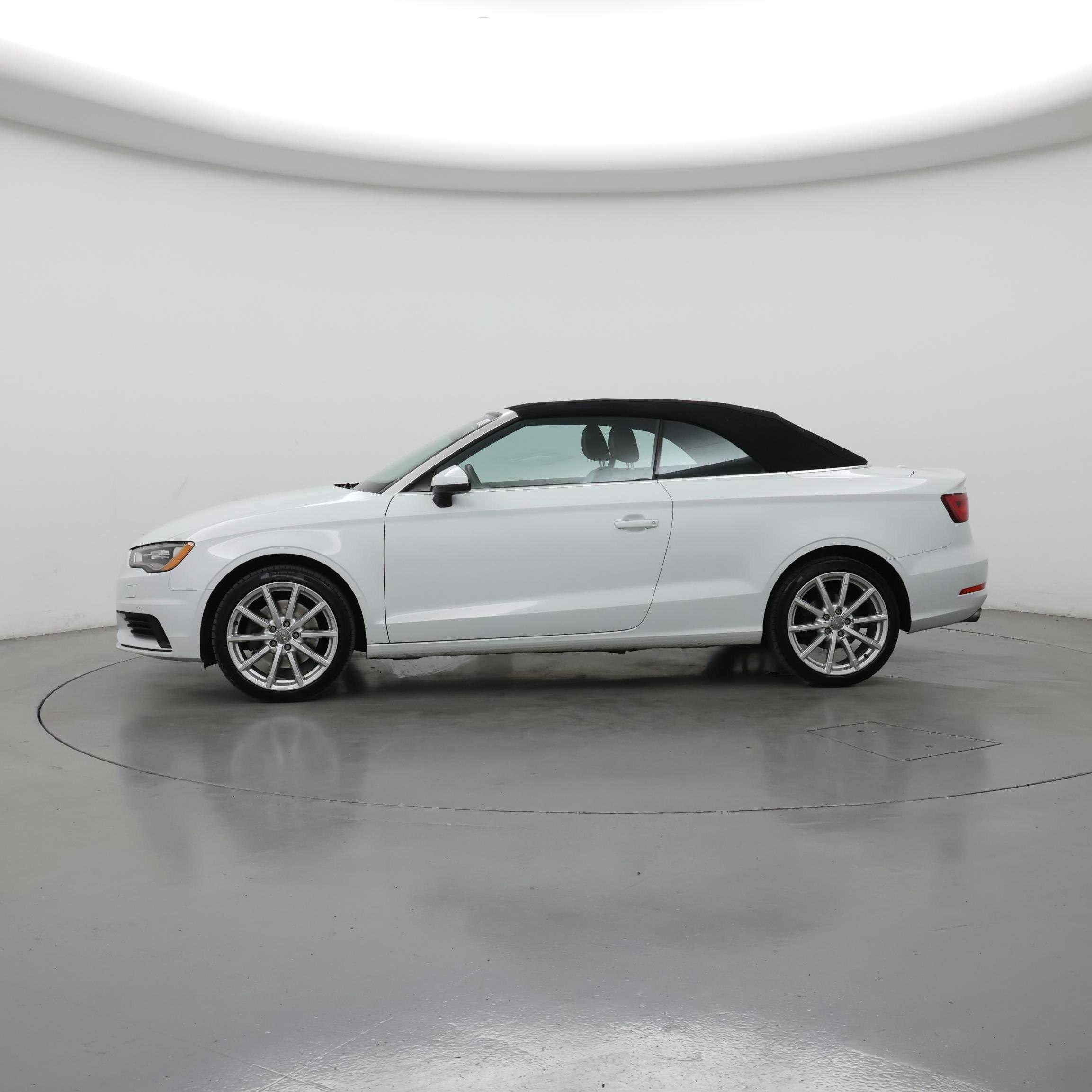 Thumbnail: 2015 Audi A3 - 3