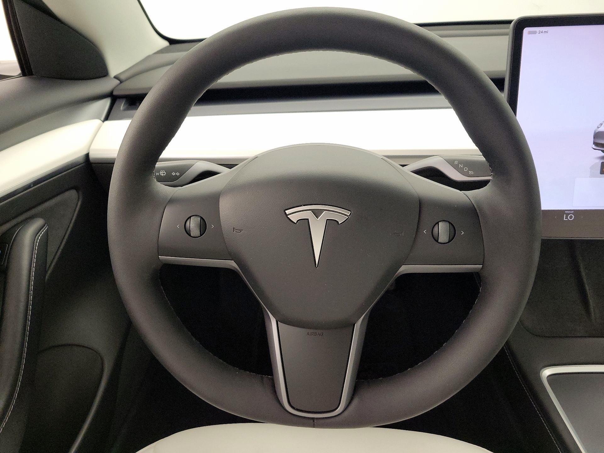 Thumbnail: 2022 Tesla Model 3 - 10