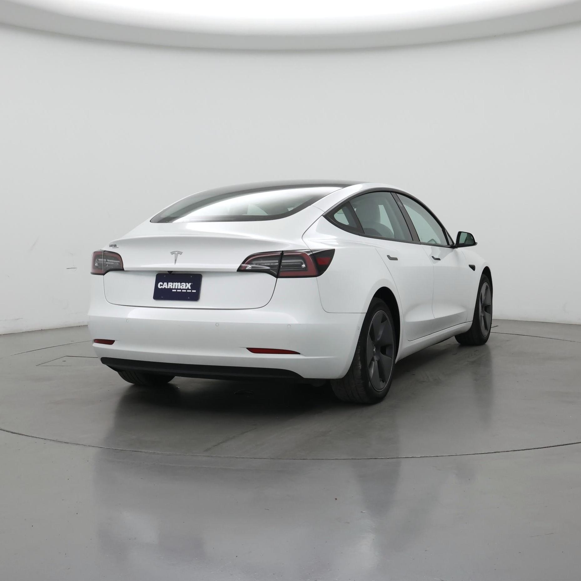 Thumbnail: 2022 Tesla Model 3 - 8
