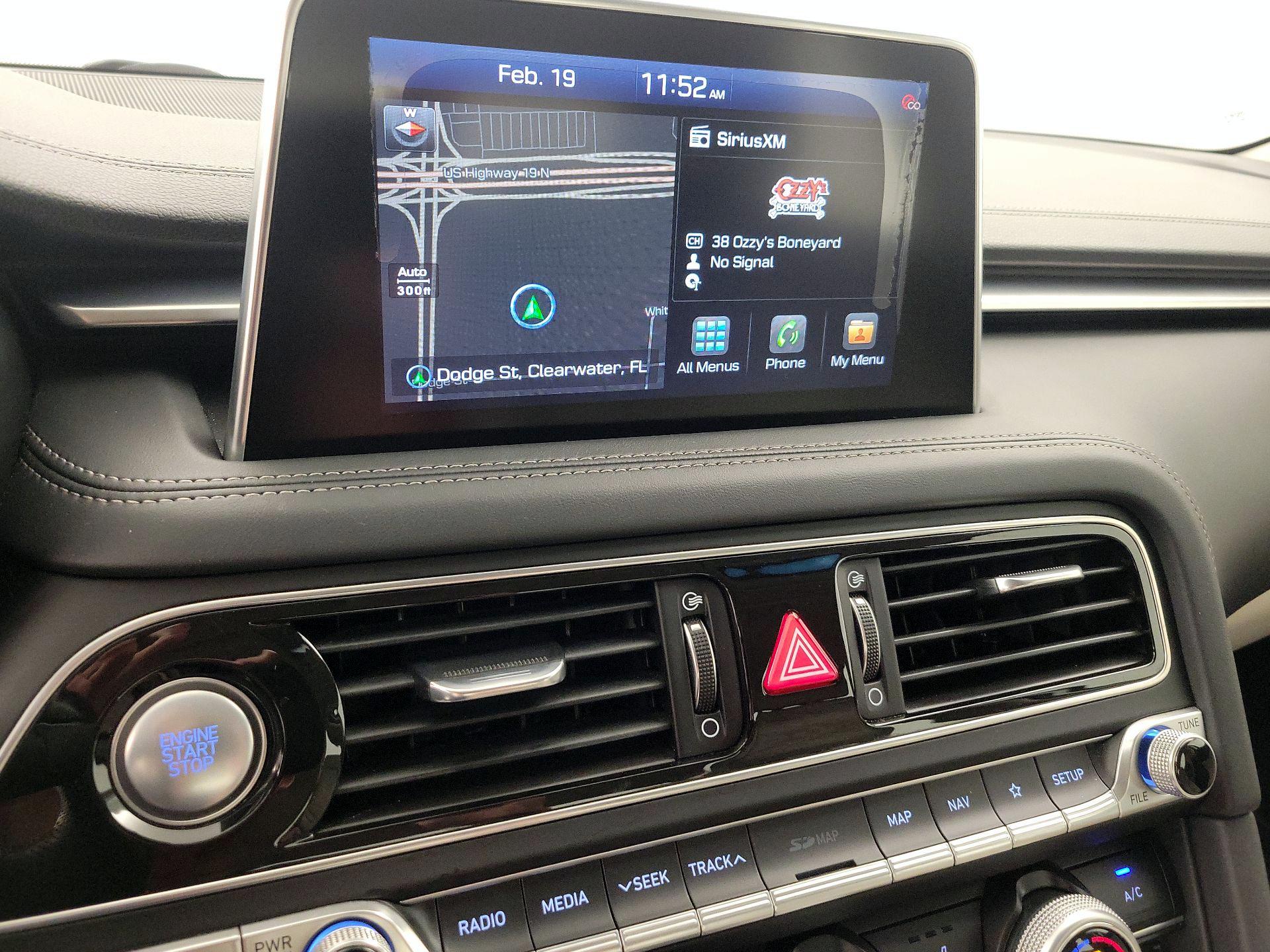 Thumbnail: 2019 Genesis G70 - 16