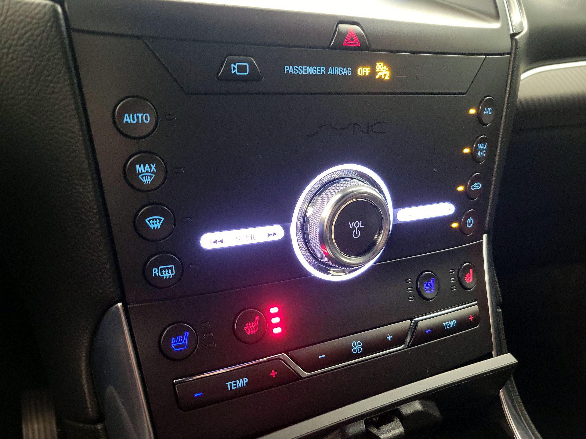 Thumbnail: 2020 Ford Edge - 17