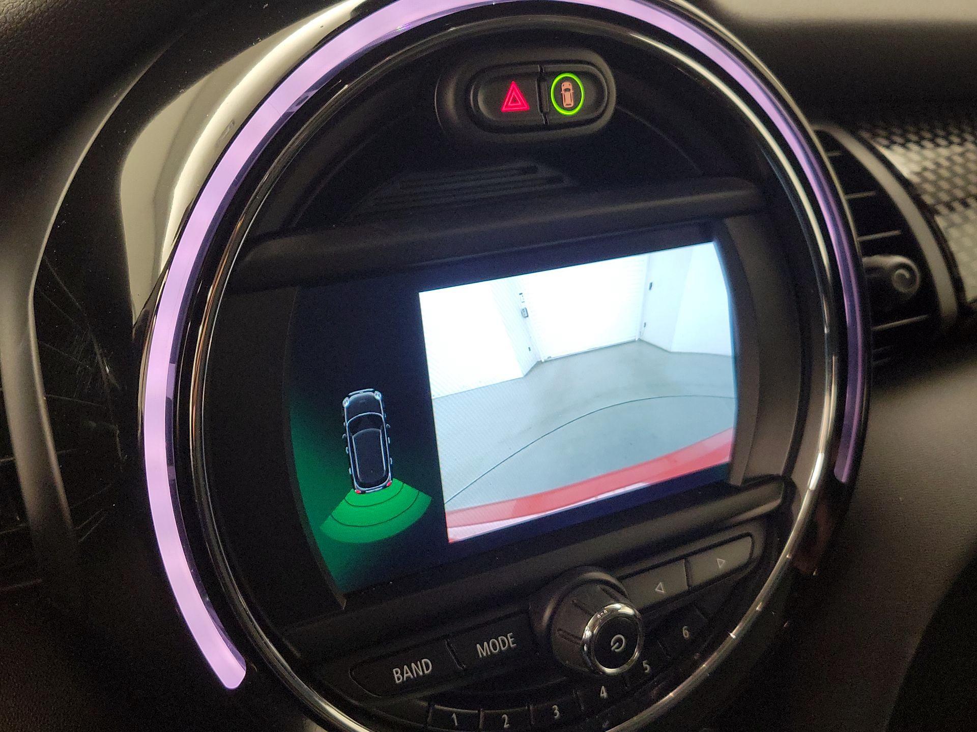 Thumbnail: 2020 MINI Cooper Hardtop - 14