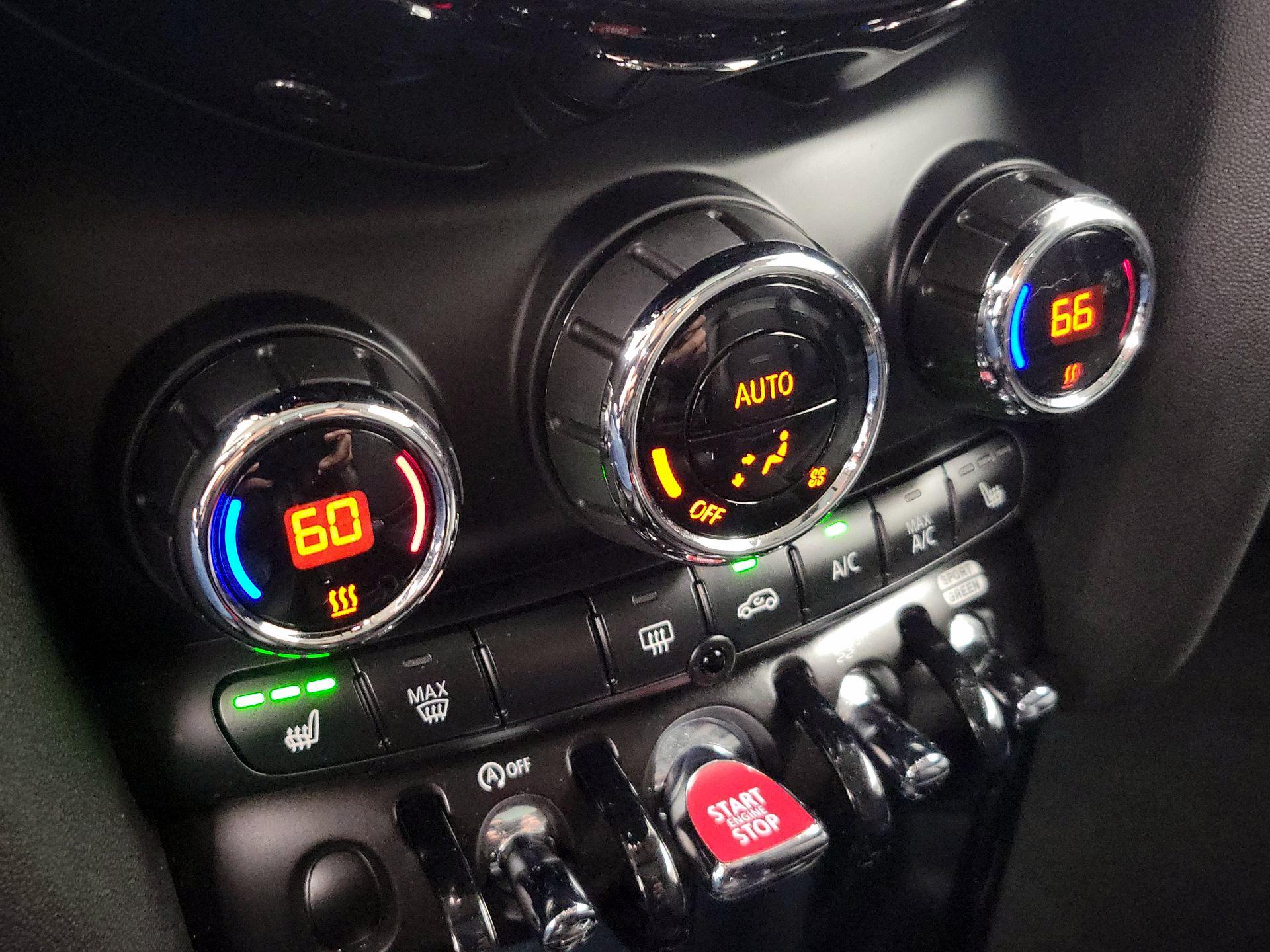 Thumbnail: 2020 MINI Cooper Hardtop - 16