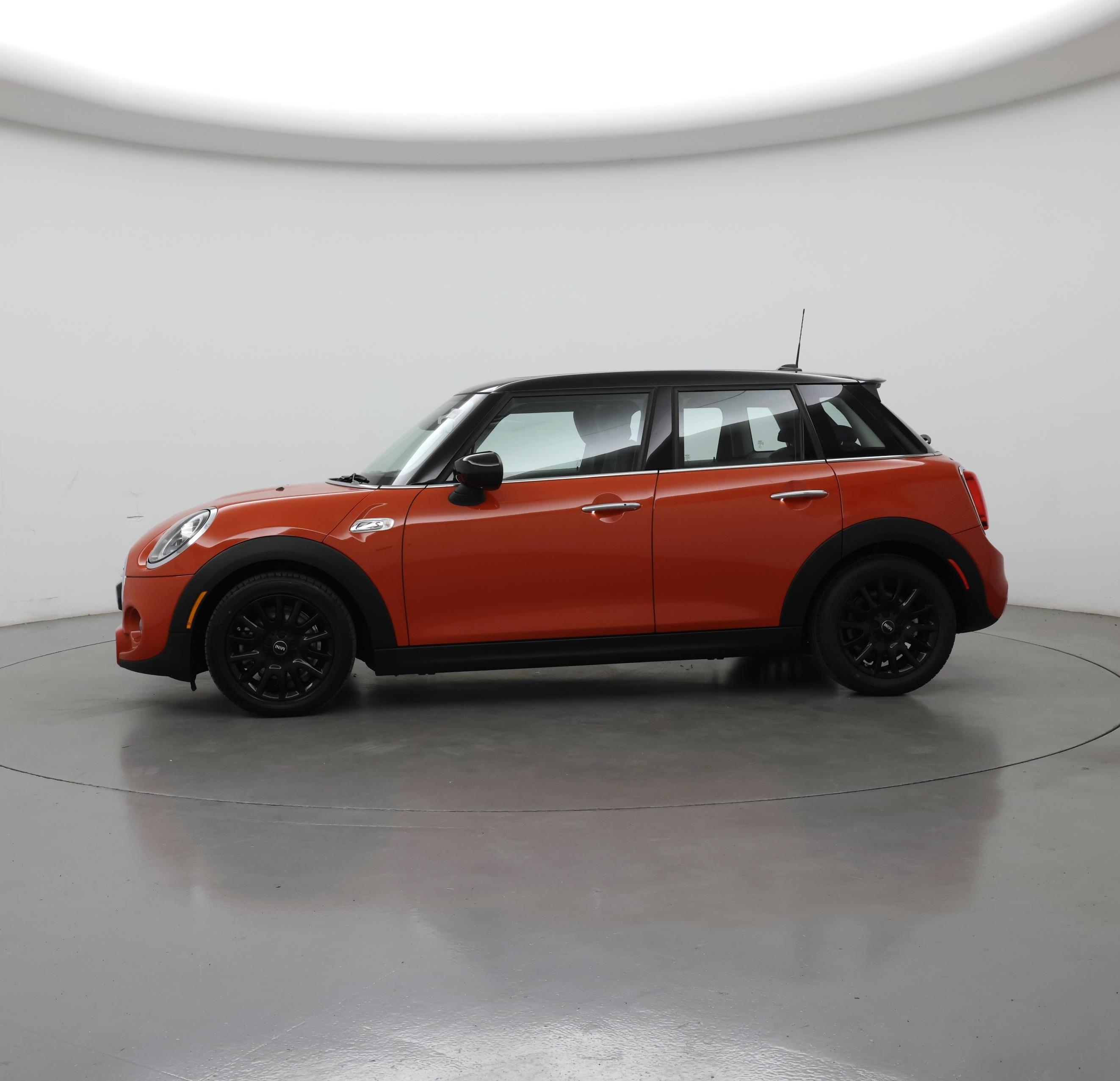 Thumbnail: 2020 MINI Cooper Hardtop - 3