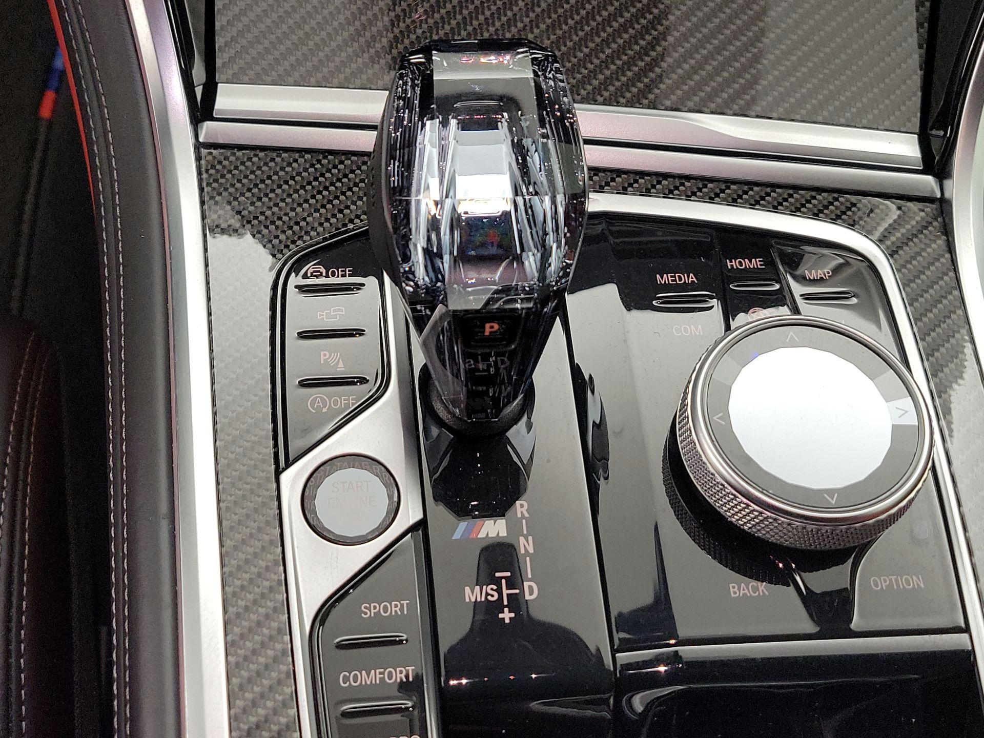 Thumbnail: 2022 BMW 8 Series - 18