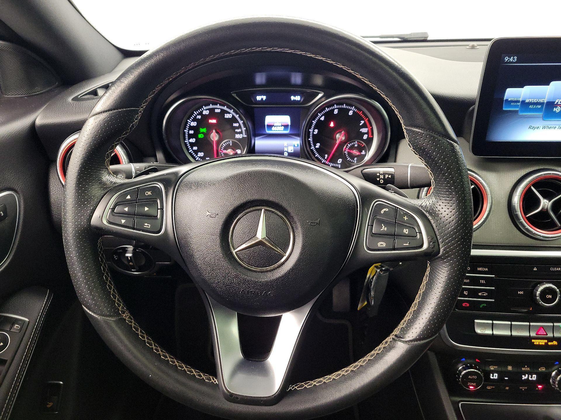 Thumbnail: 2018 Mercedes-Benz CLA - 10